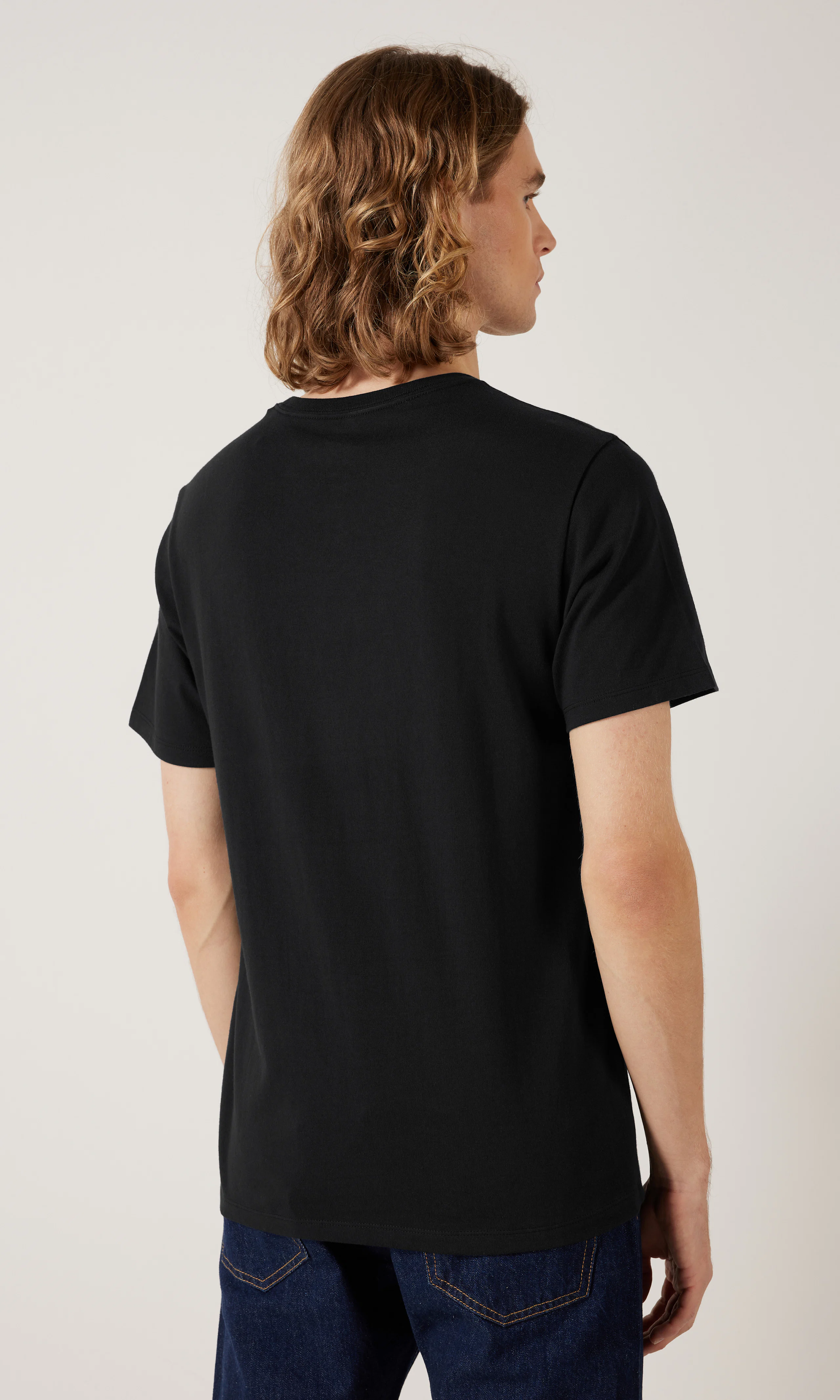 Original Housemark Tee Musta T-Paita. Back. Model.
