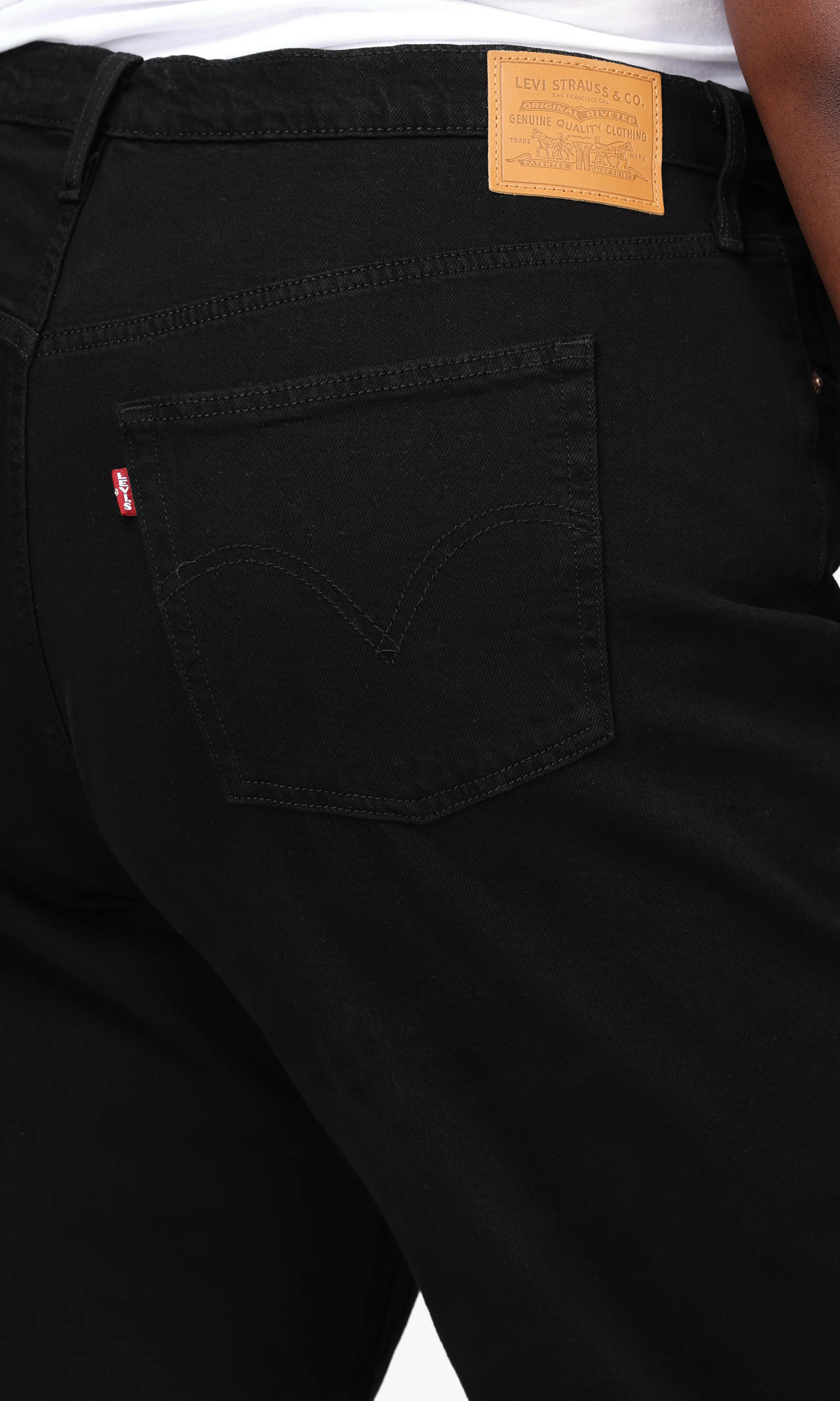 Ribcage Straight Ankle Svart Jeans (Plus). Detail 2. Model.