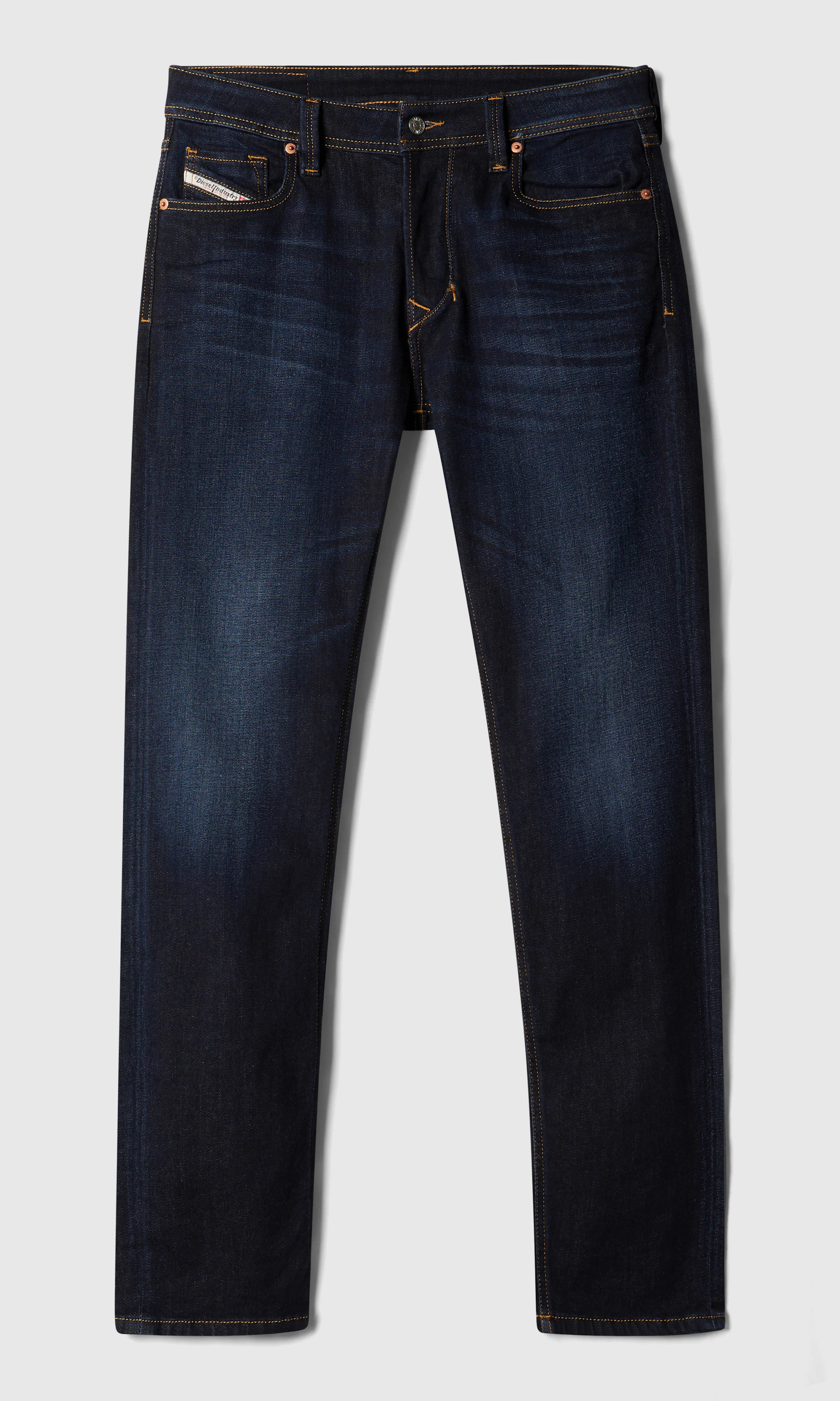 1986 Larkee-Beex Mörkblå Jeans. Front. Flat.