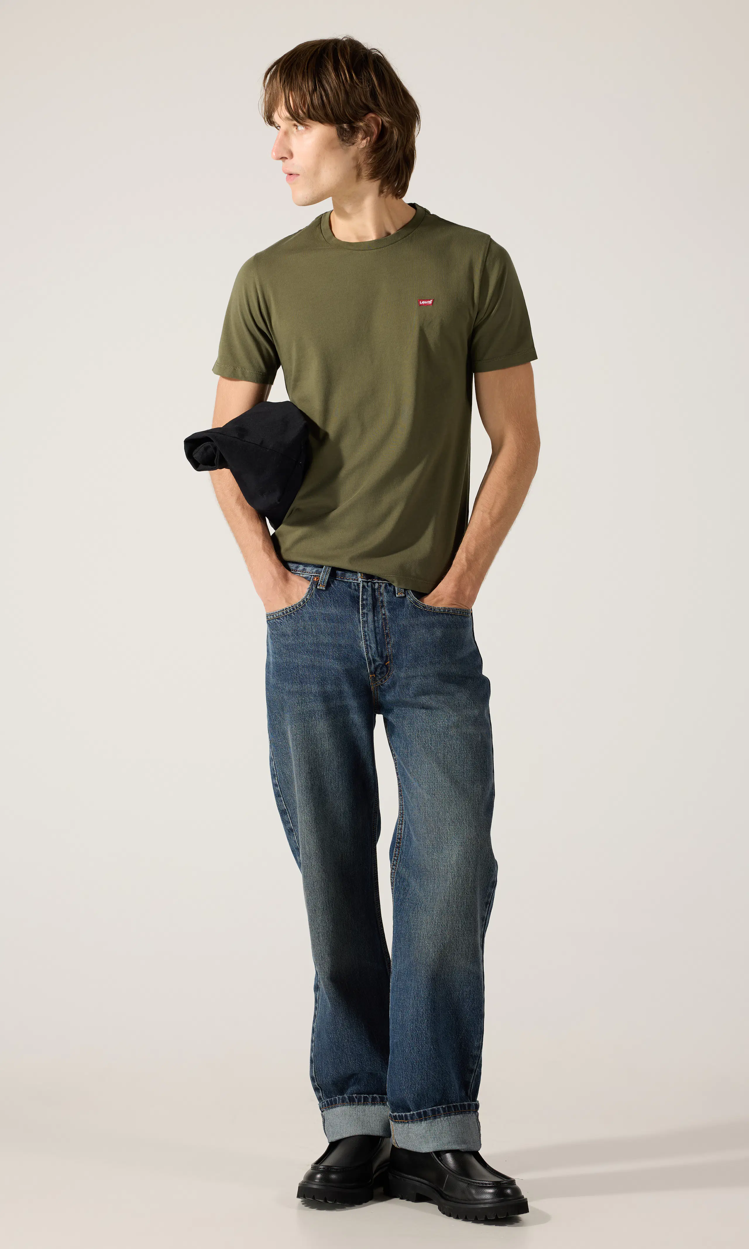 Original Housemark Tee Vihreä T-Paita. Front 1. Model.