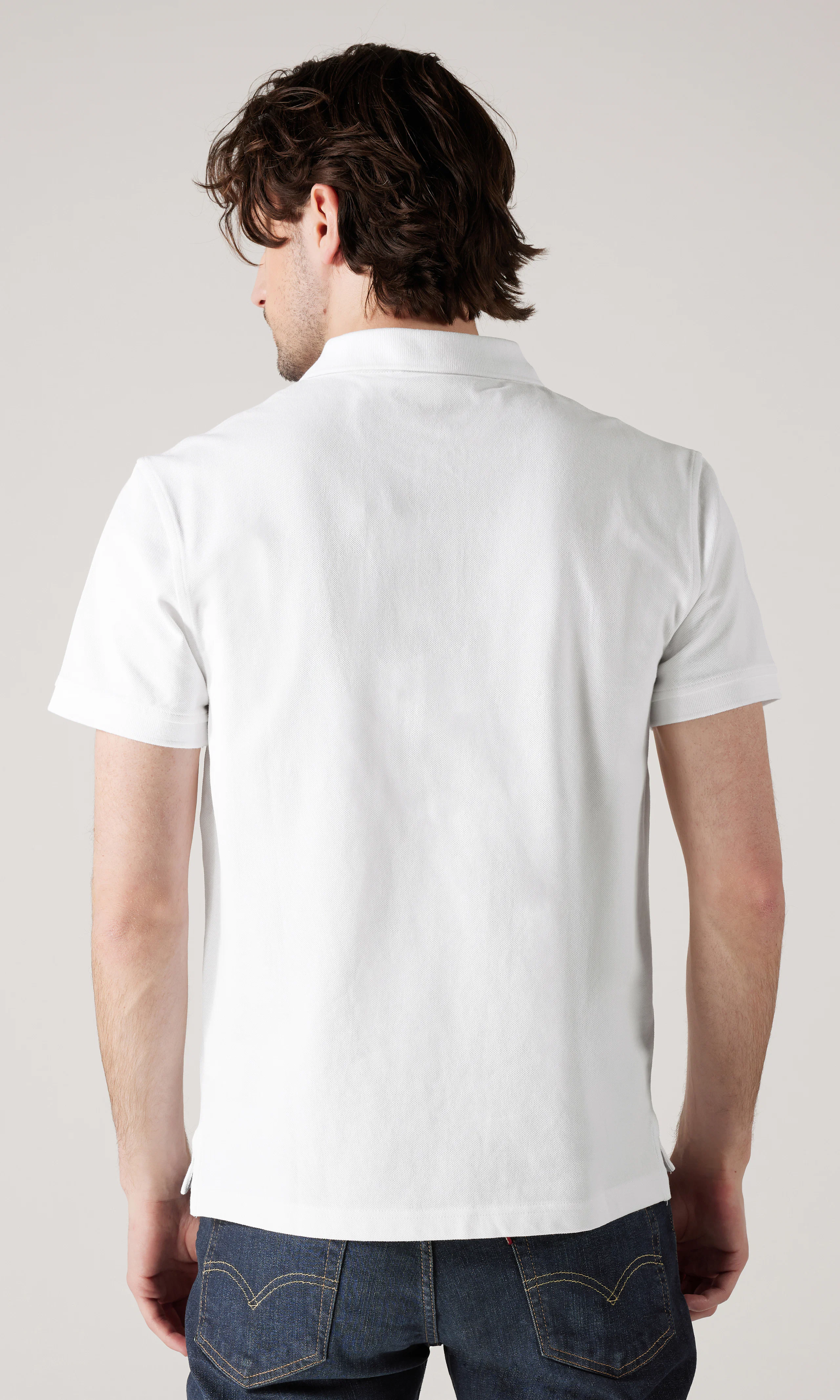 Housemark Vit Polo Piké. Back. Model.