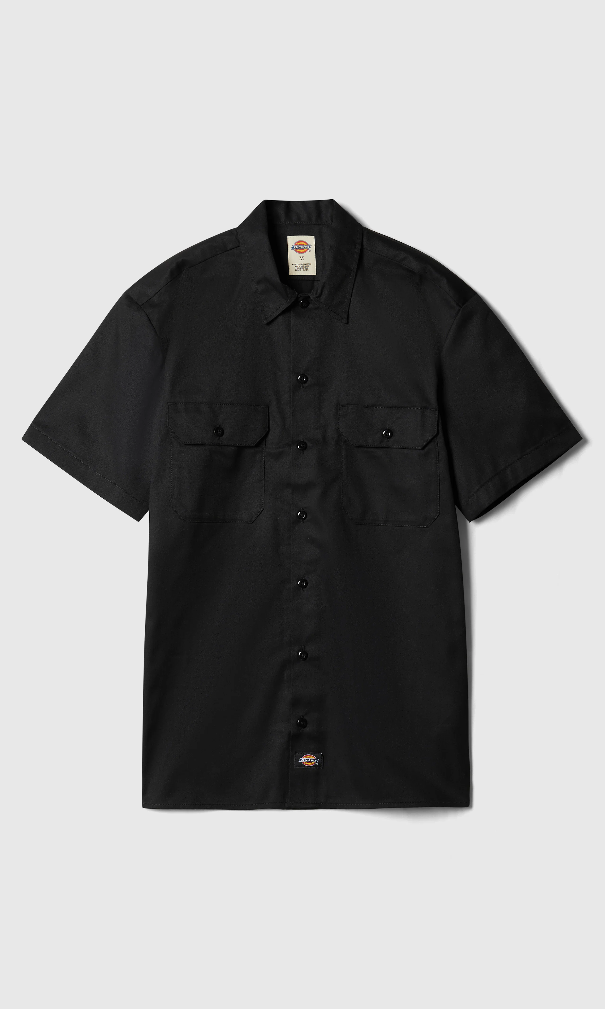 Work Svart Skjorta. Front. Flat.