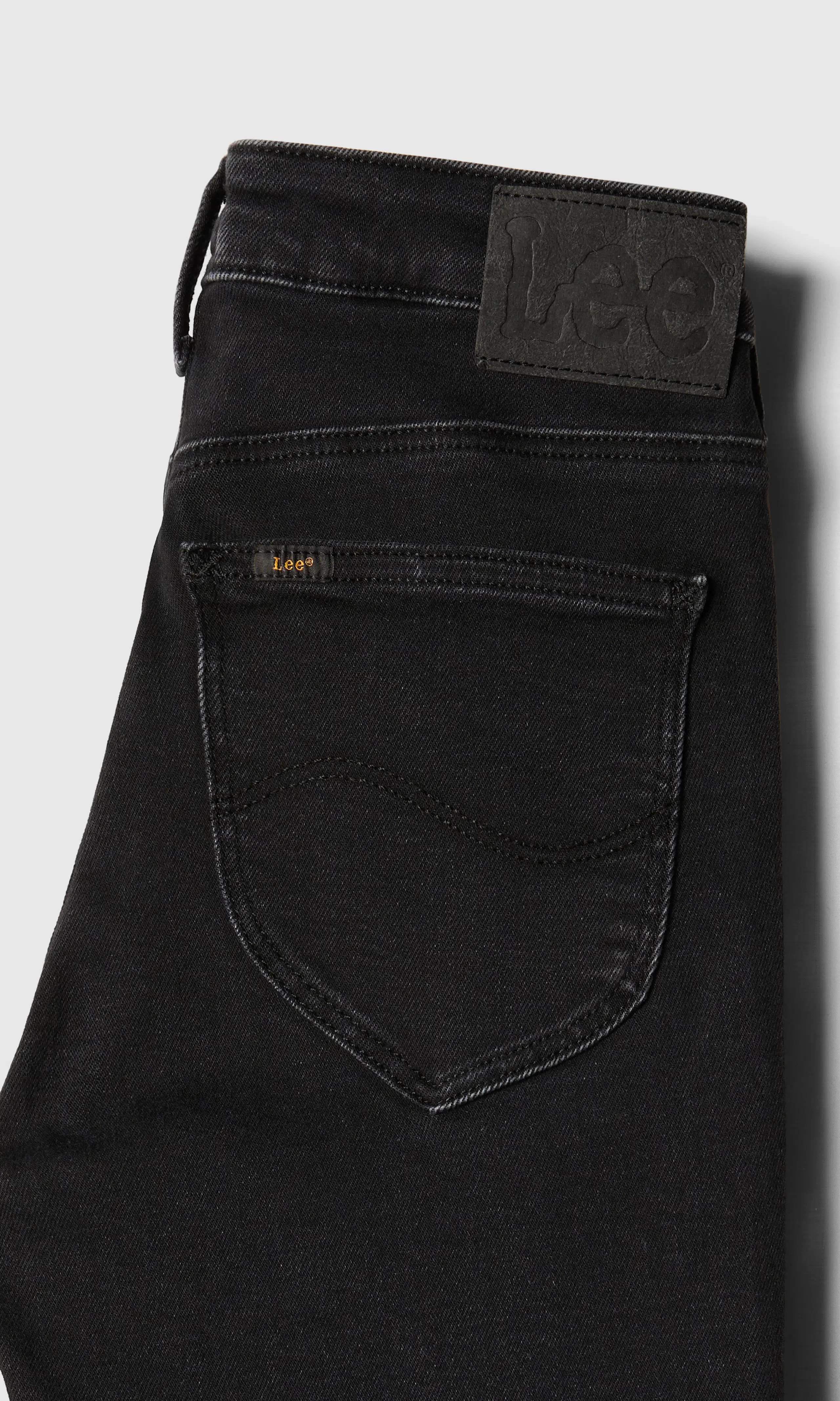 Foreverfit Mustat Farkut. Detail 1. Flat.