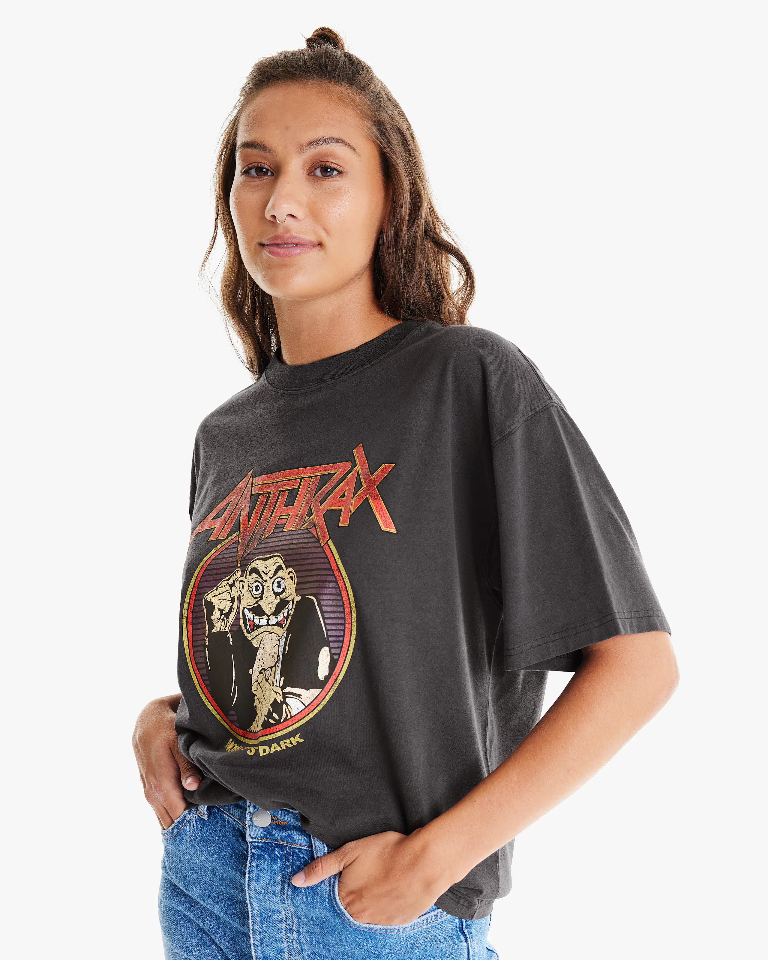 Anthrax Loose Fit T-Paita. Front 1. Model.