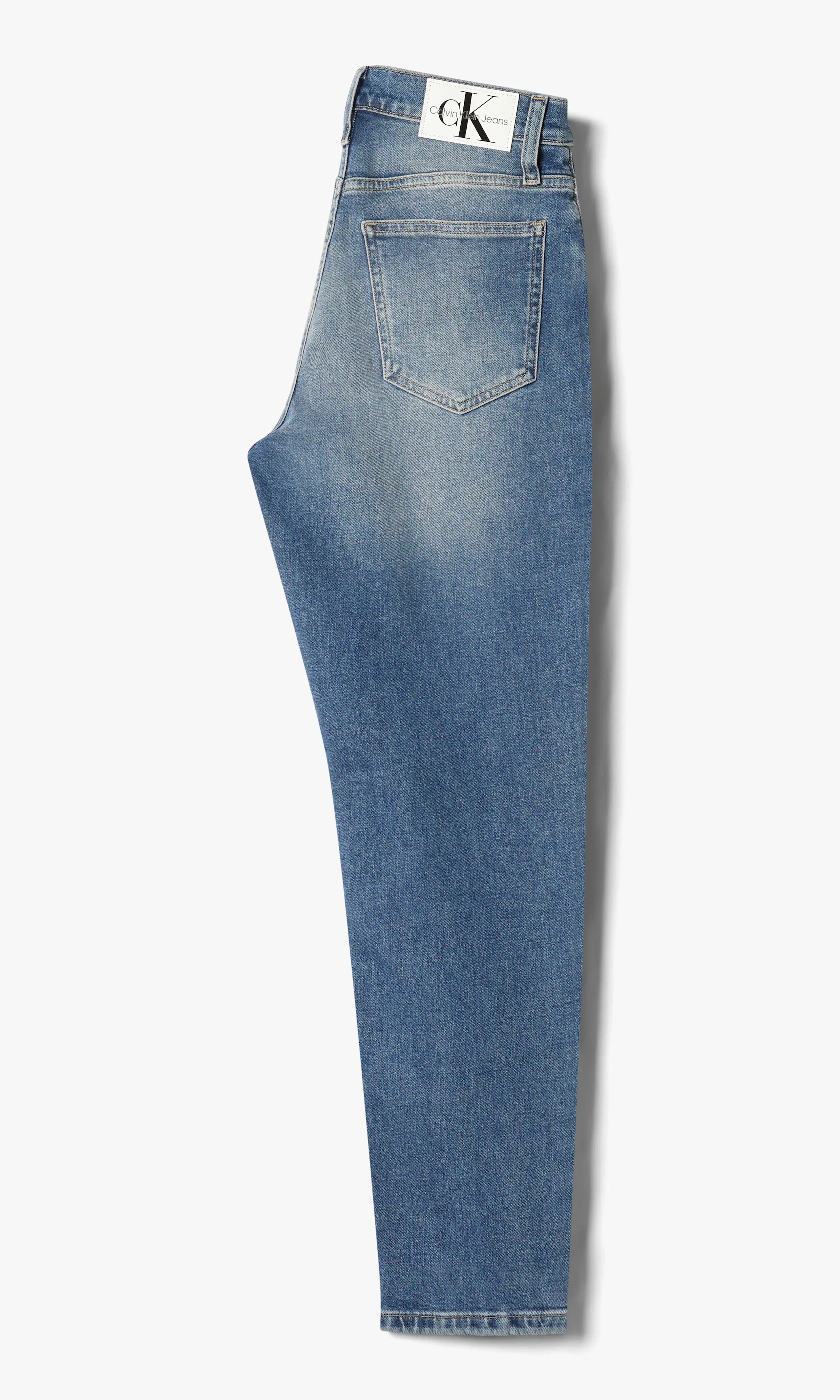 Mom Medium Blå Jeans. Back. Flat.