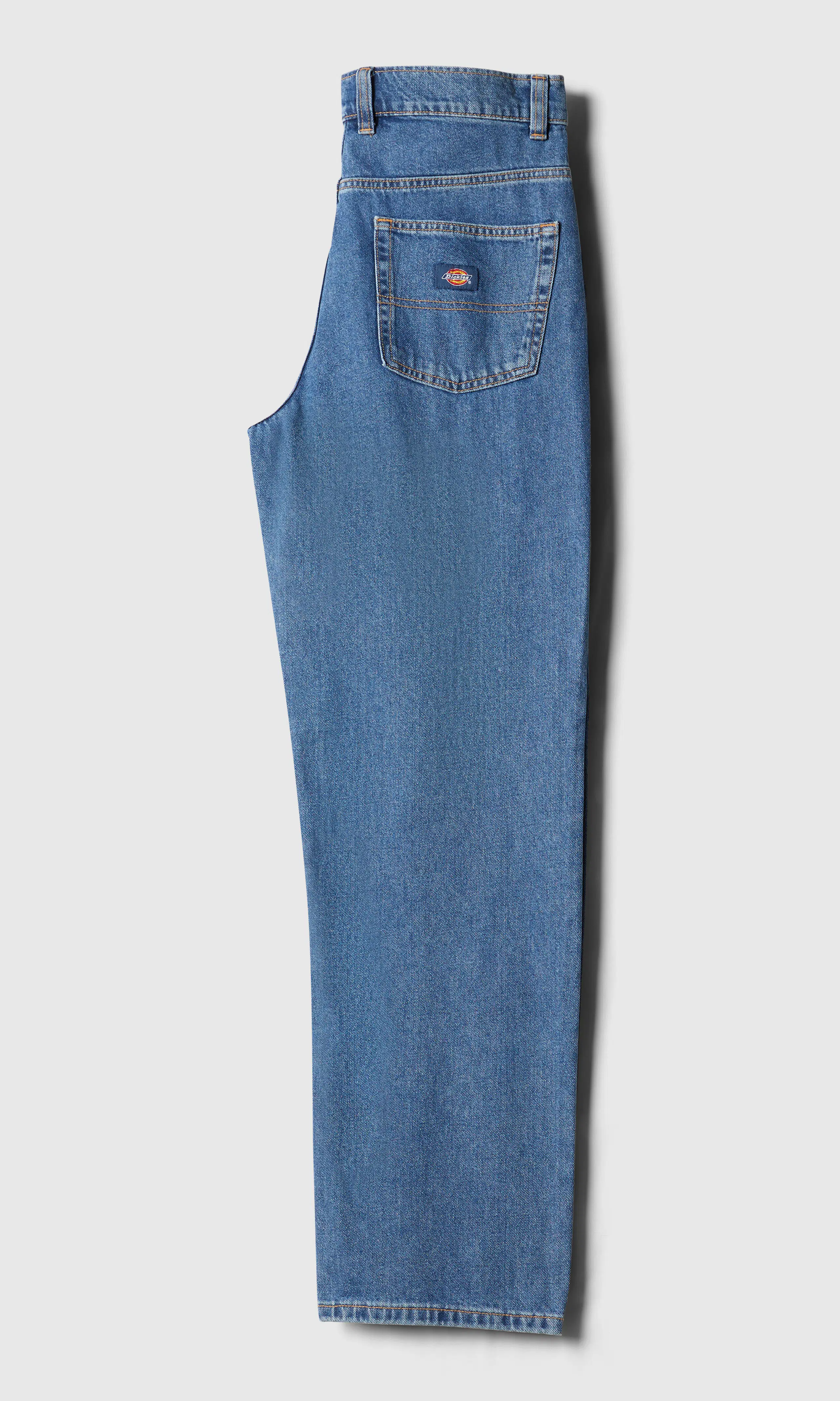 Thomasville Medium Blå Jeans. Back. Flat.