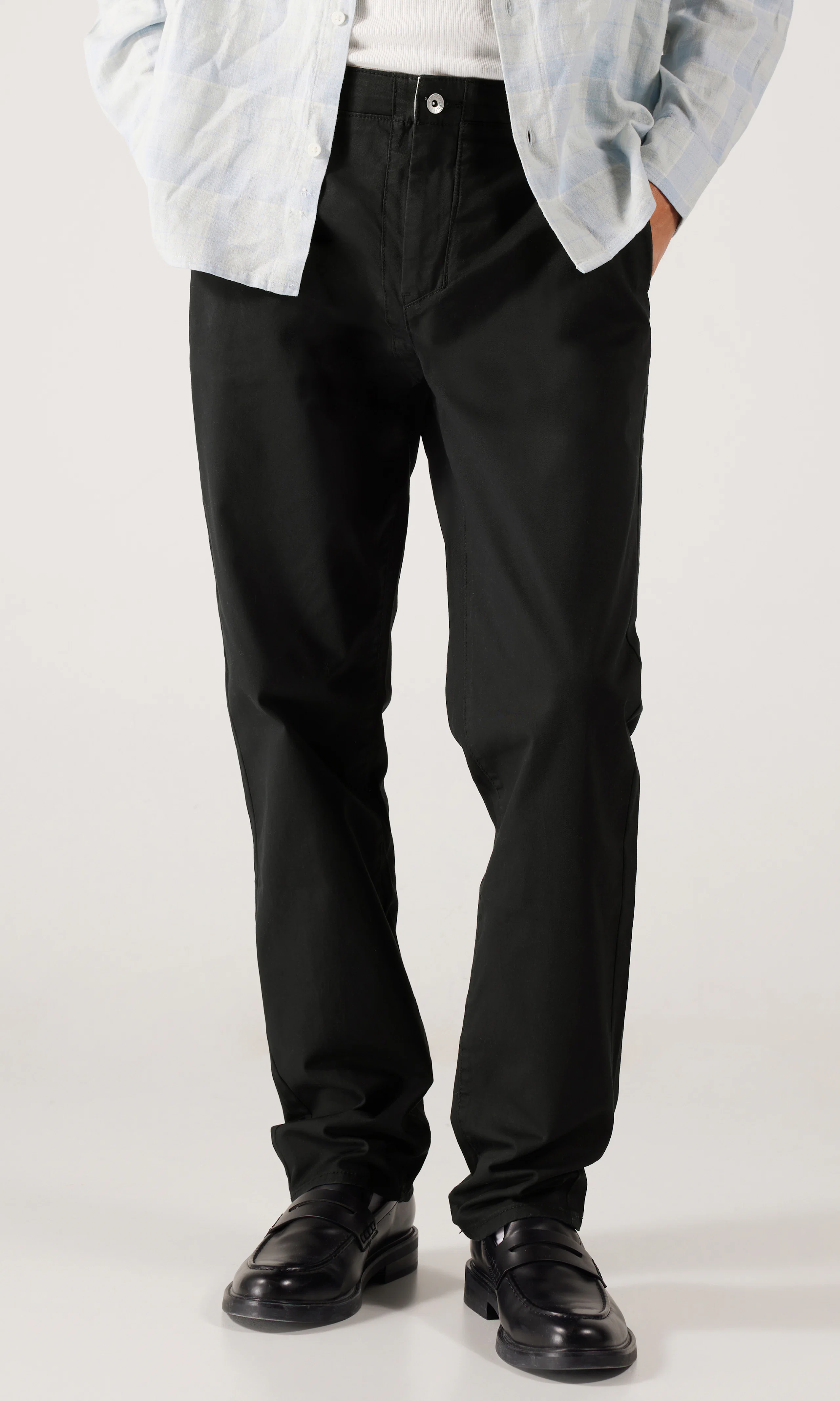 Standard Chinot. Front. Model.