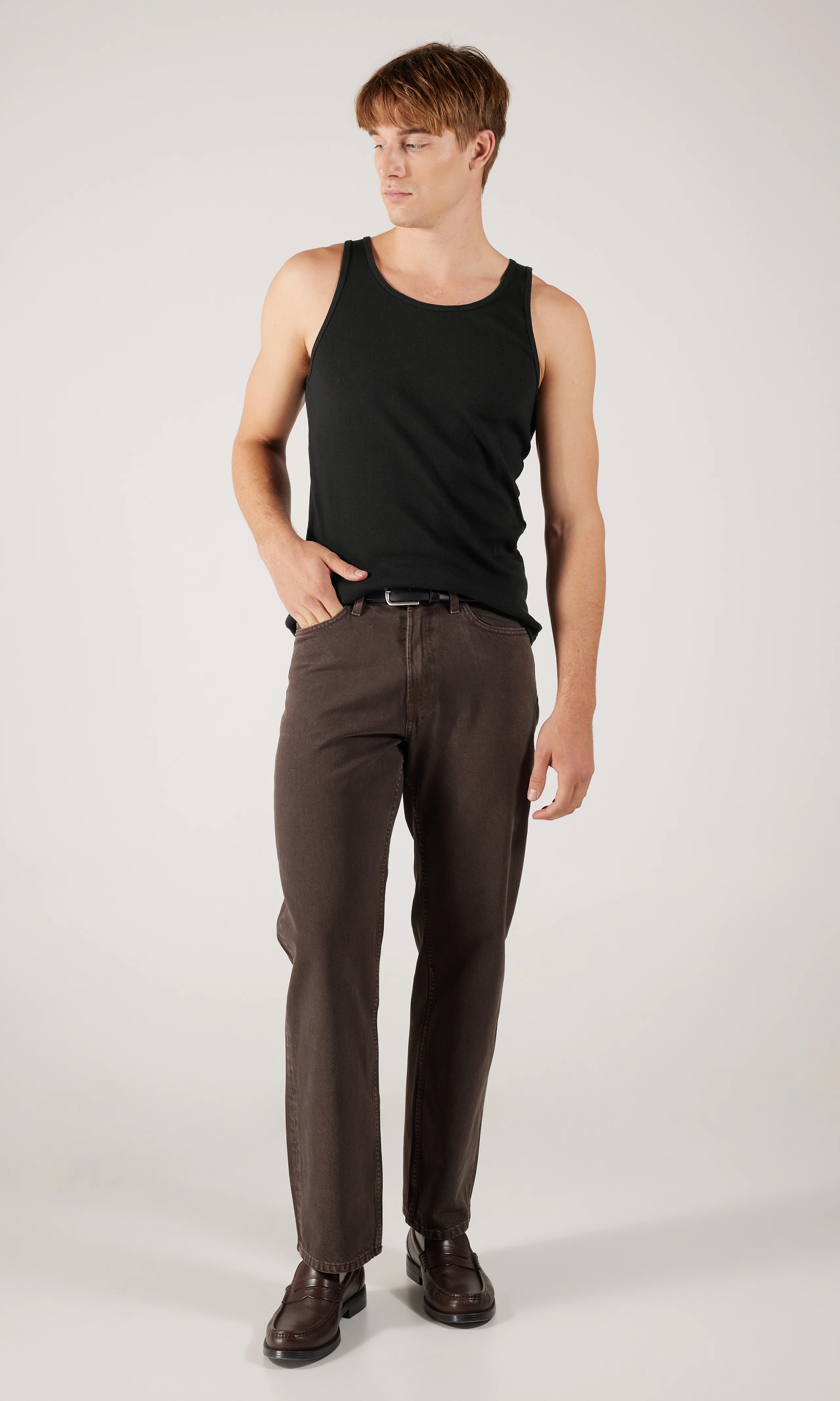 Ribbad Tank Top. Front 1. Model.
