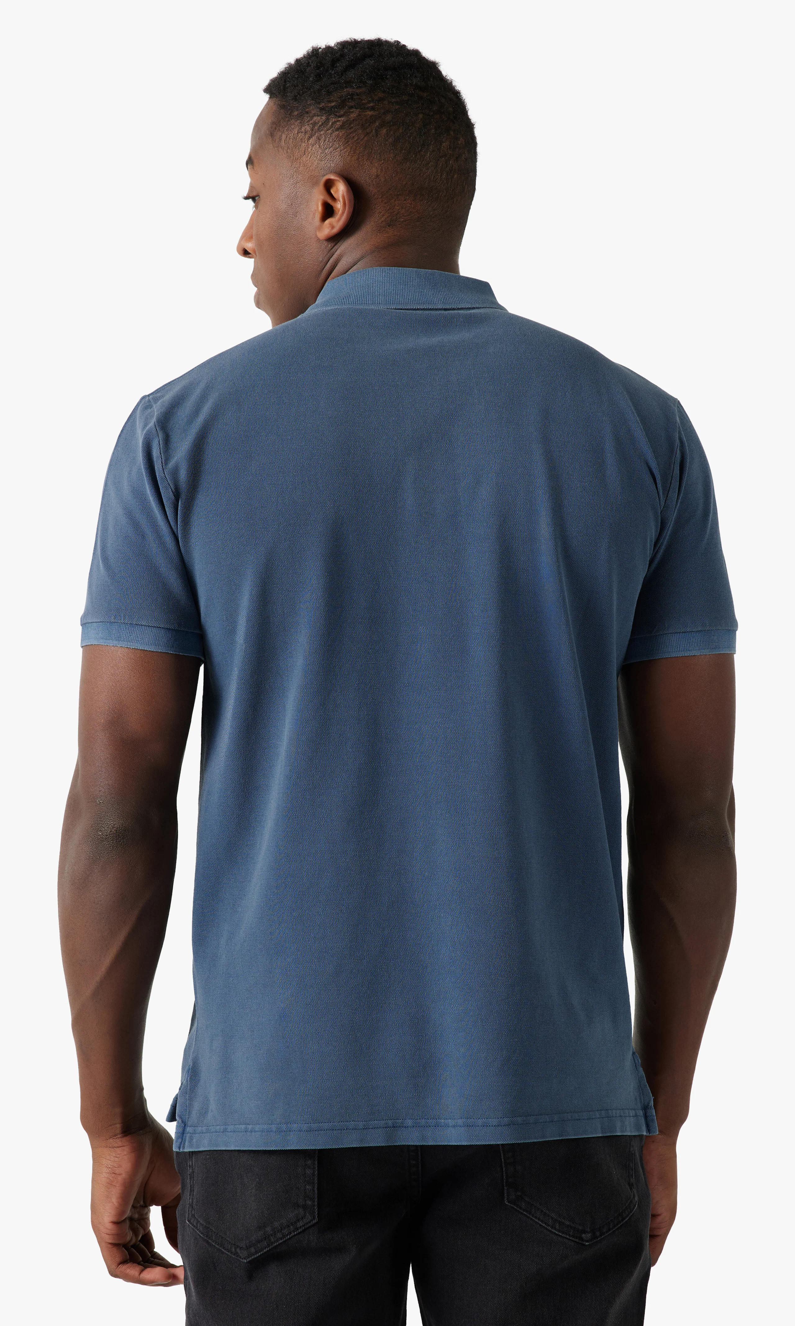 Polo Pikeepaita. Back. Model.