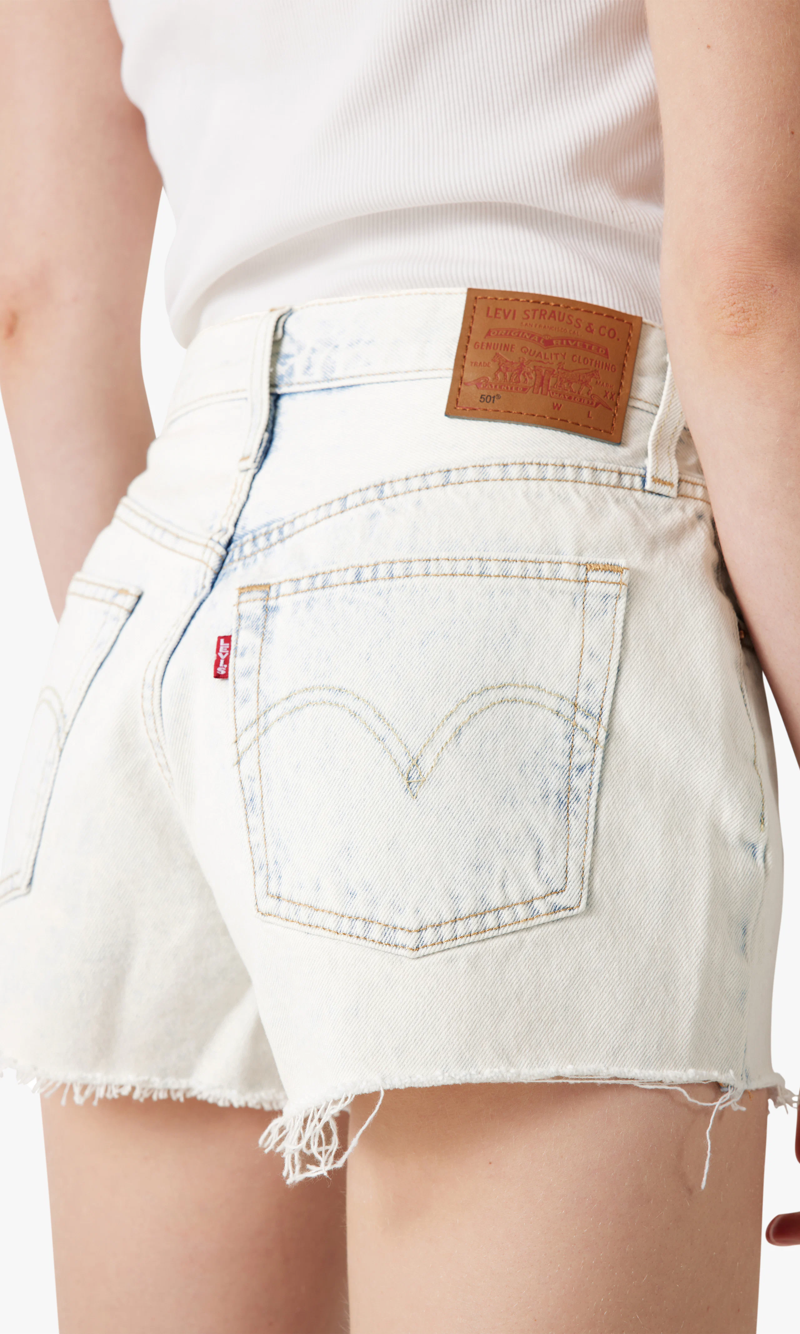 501® Original Ljusblå Shorts. Detail 2. Model.