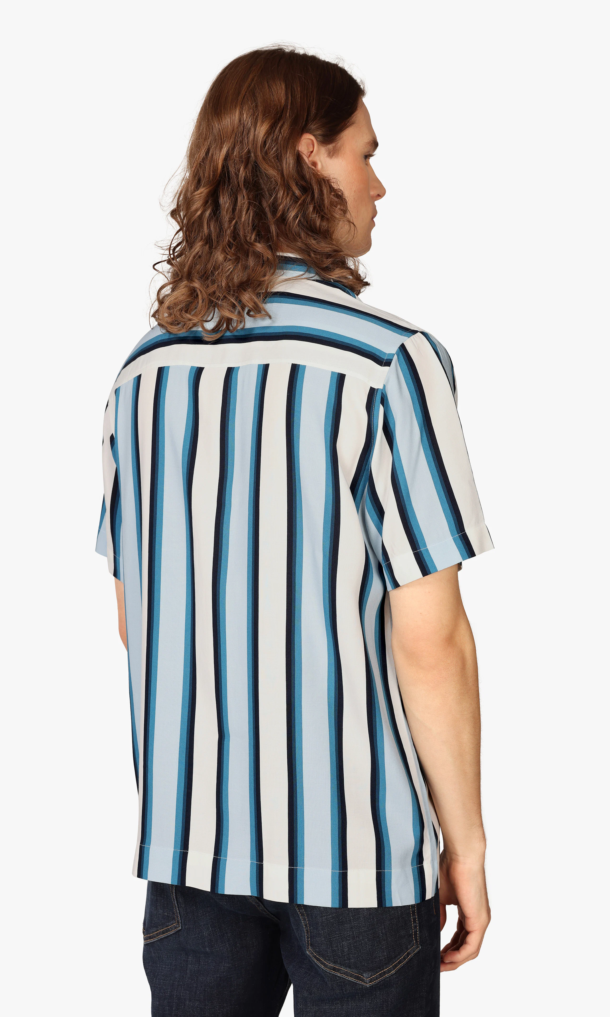 Kane Skjorta. Back. Model.