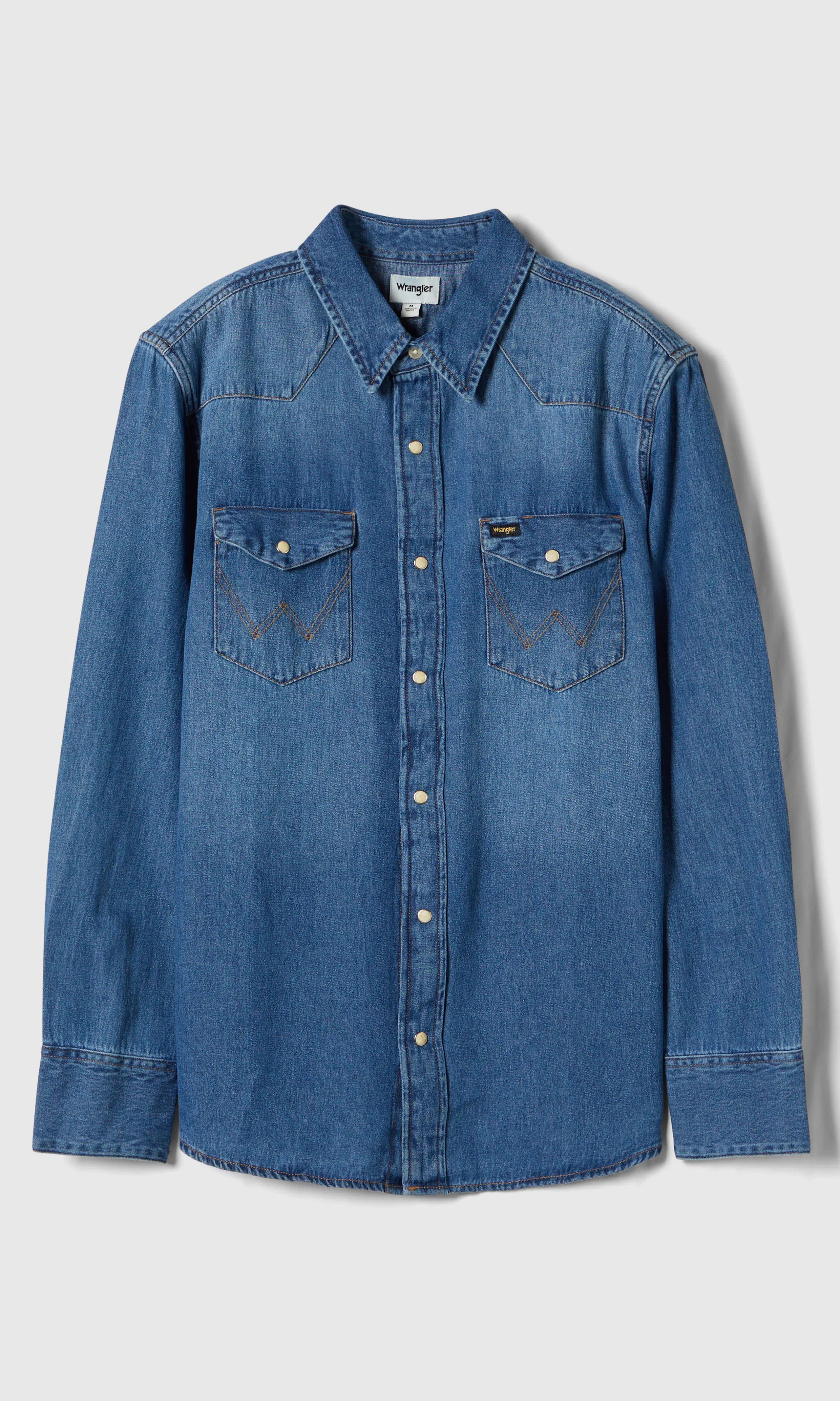 27MW Medium Blå Denim Skjorte. Front. Flat.