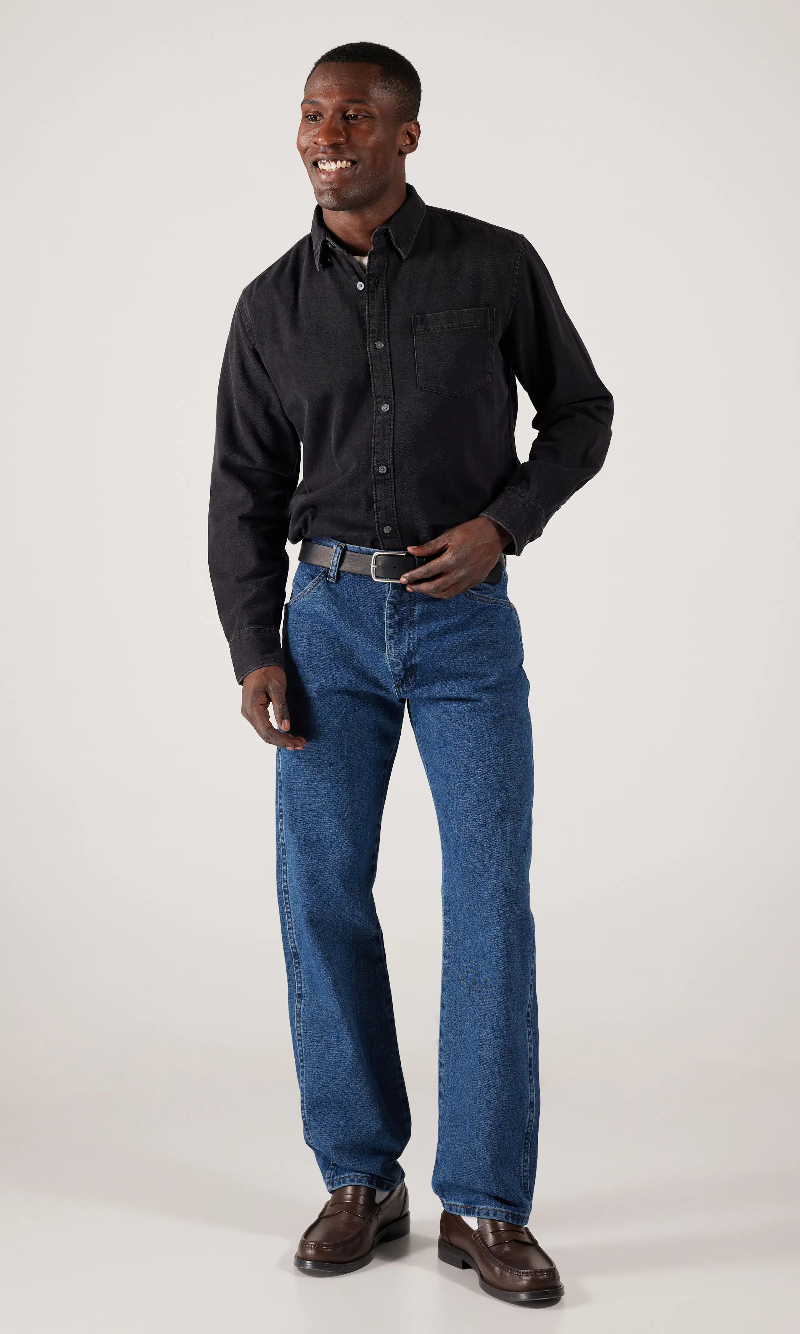 13MWZ Cowboy Cut® Medium Blå Jeans. Front 1. Model.