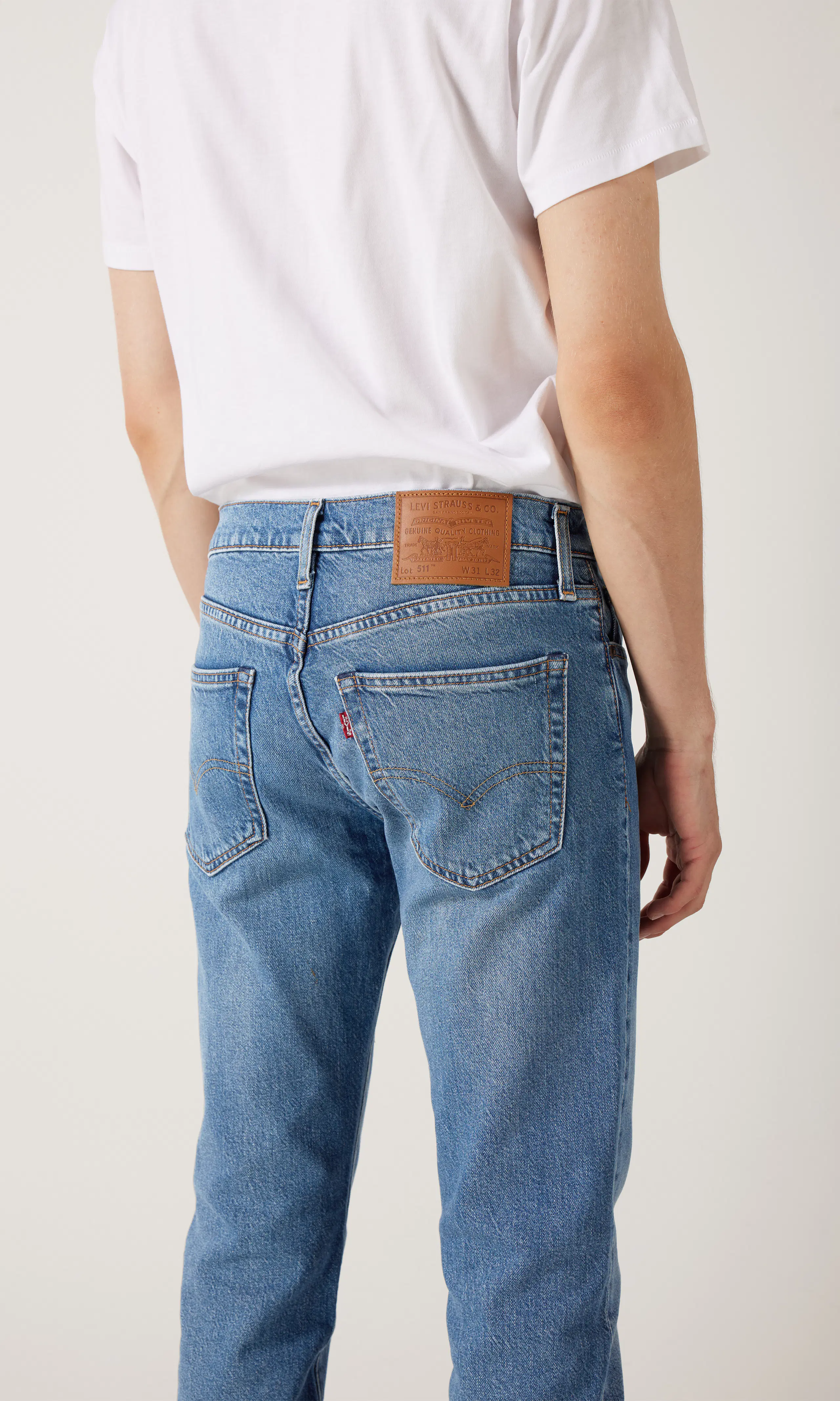 511™ Slim Farkut. Detail 1. Model.