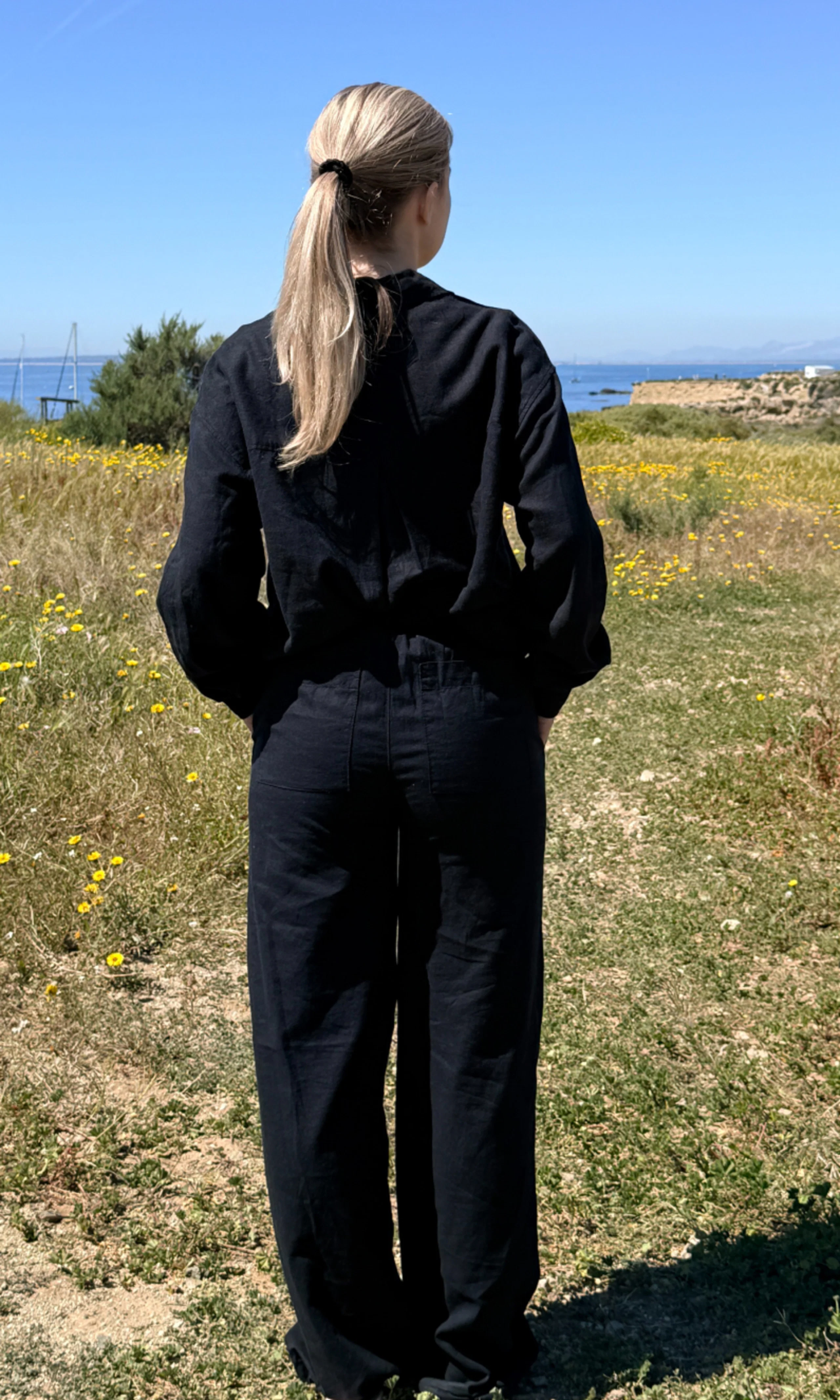 Linen Wide Linbukse. Front. Model.
