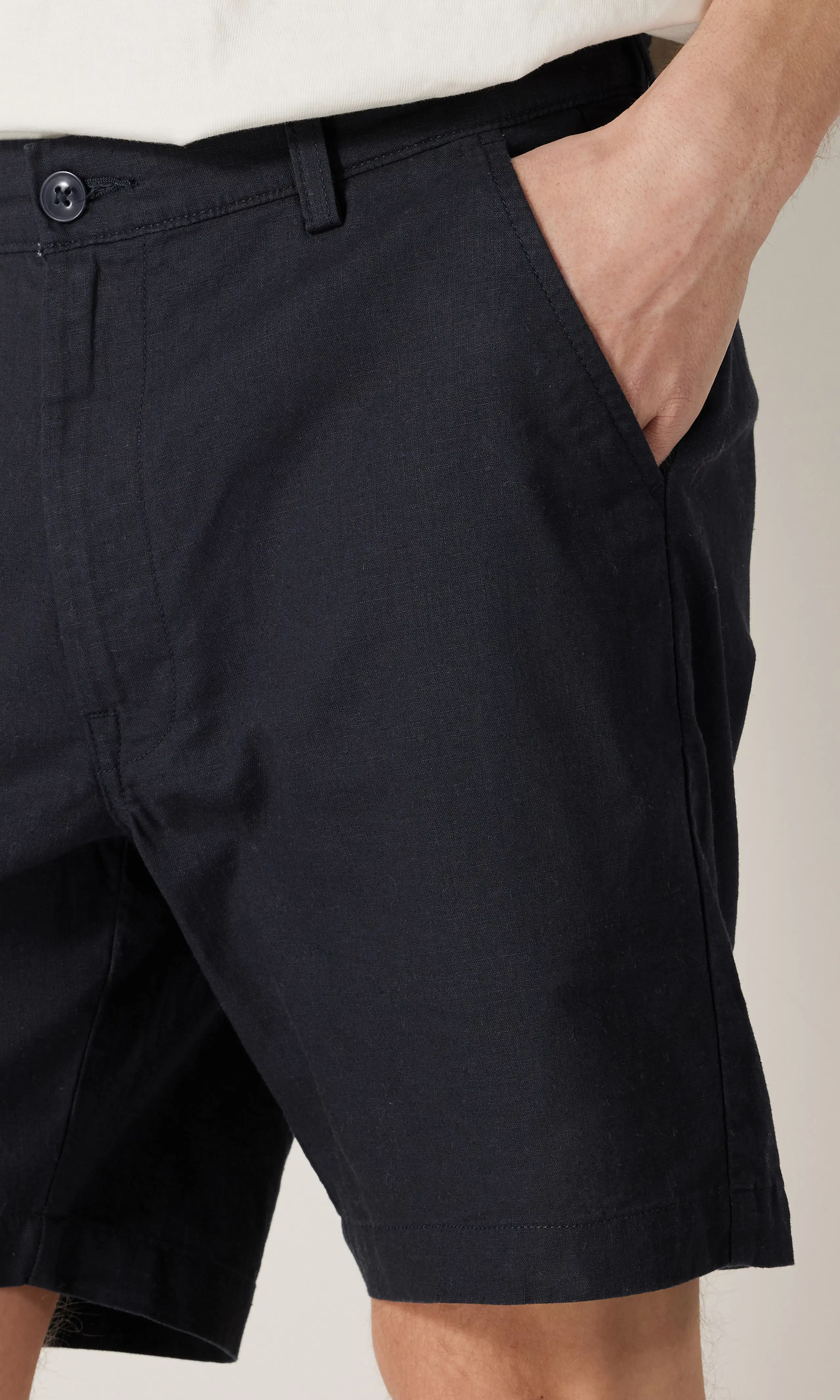 Linen Chino Shorts. Detail 1. Model.