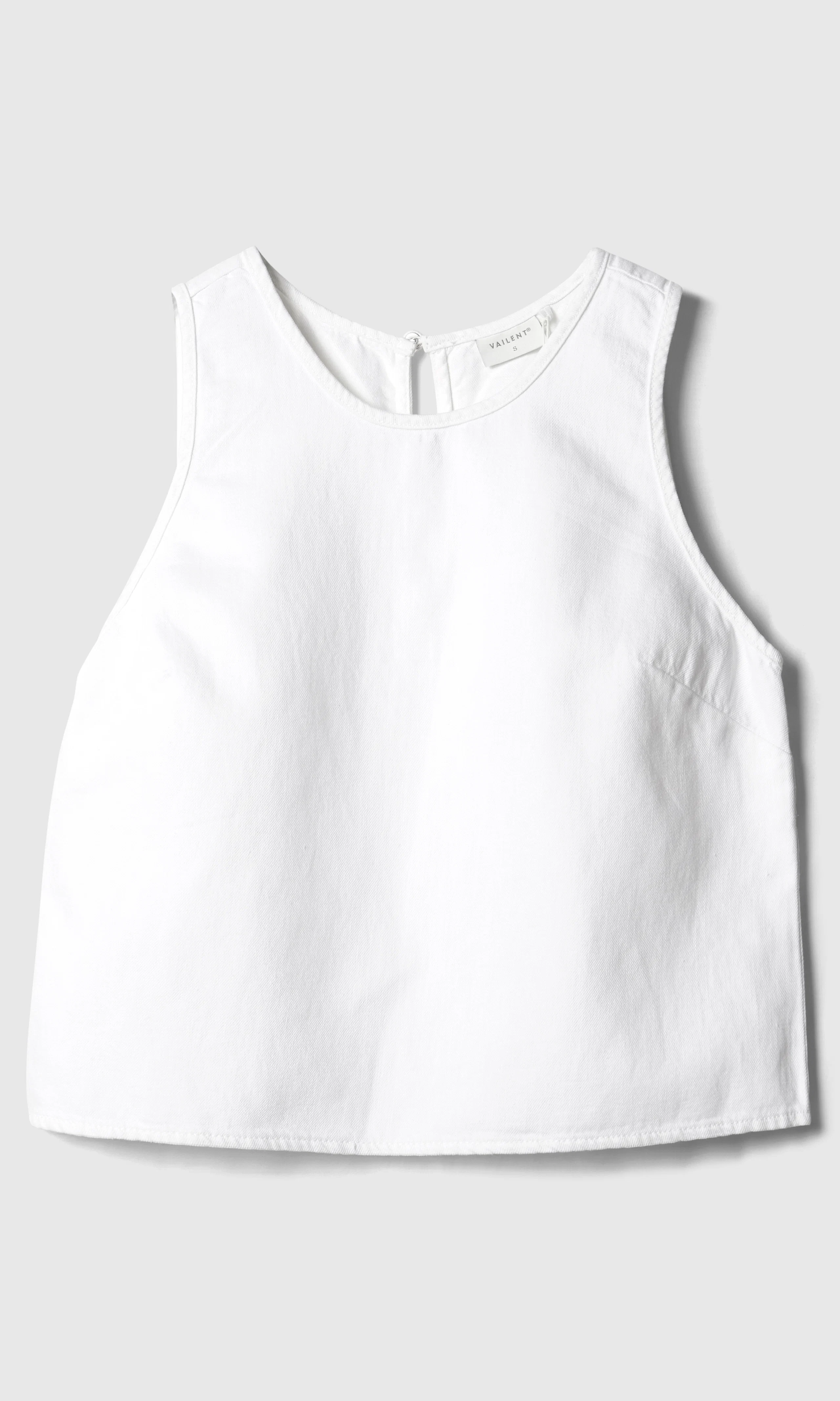 Linen Denim Topp. Front. Flat.