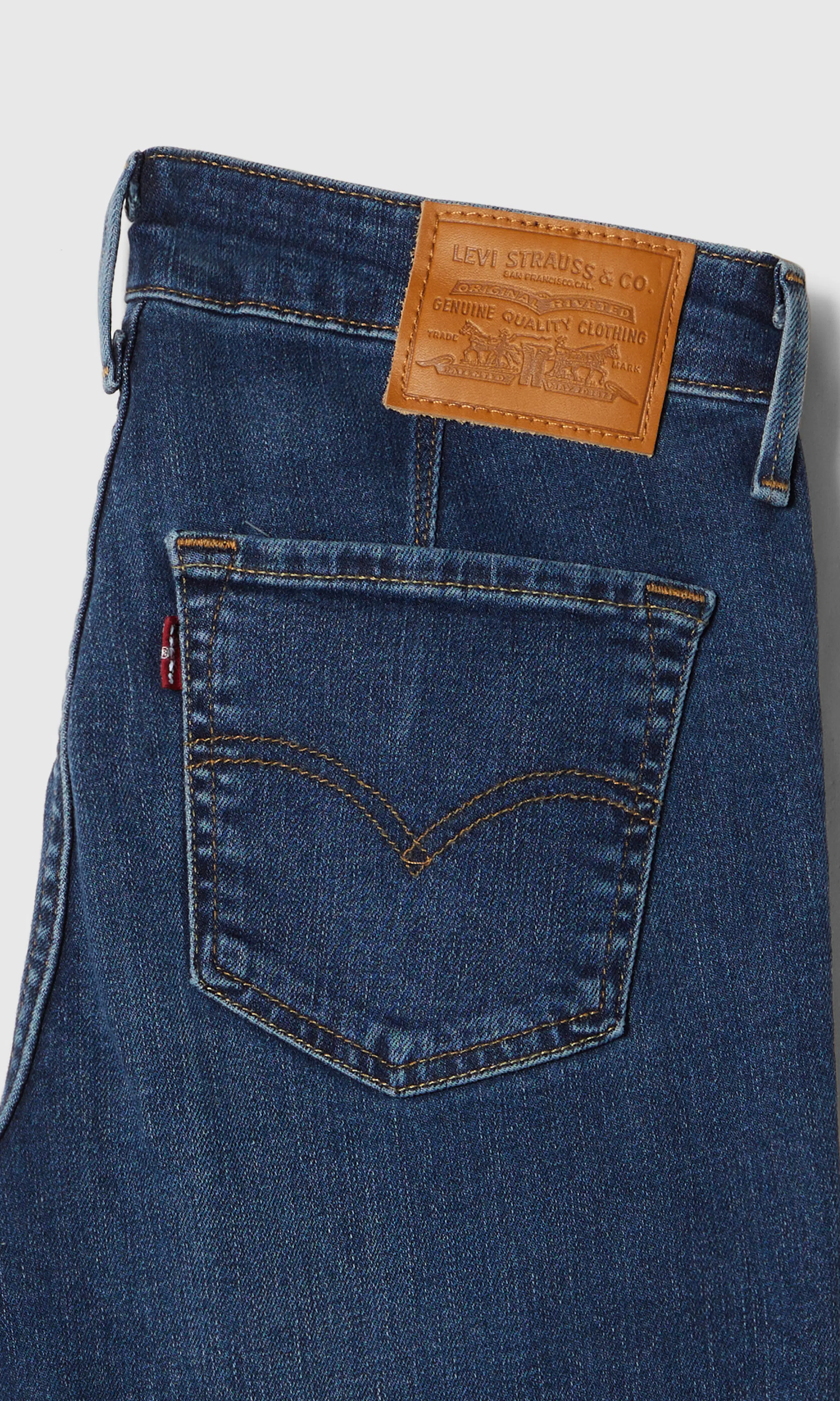 712™ Slim Welt Pocket Mörkblå Jeans. Detail 1. Flat.