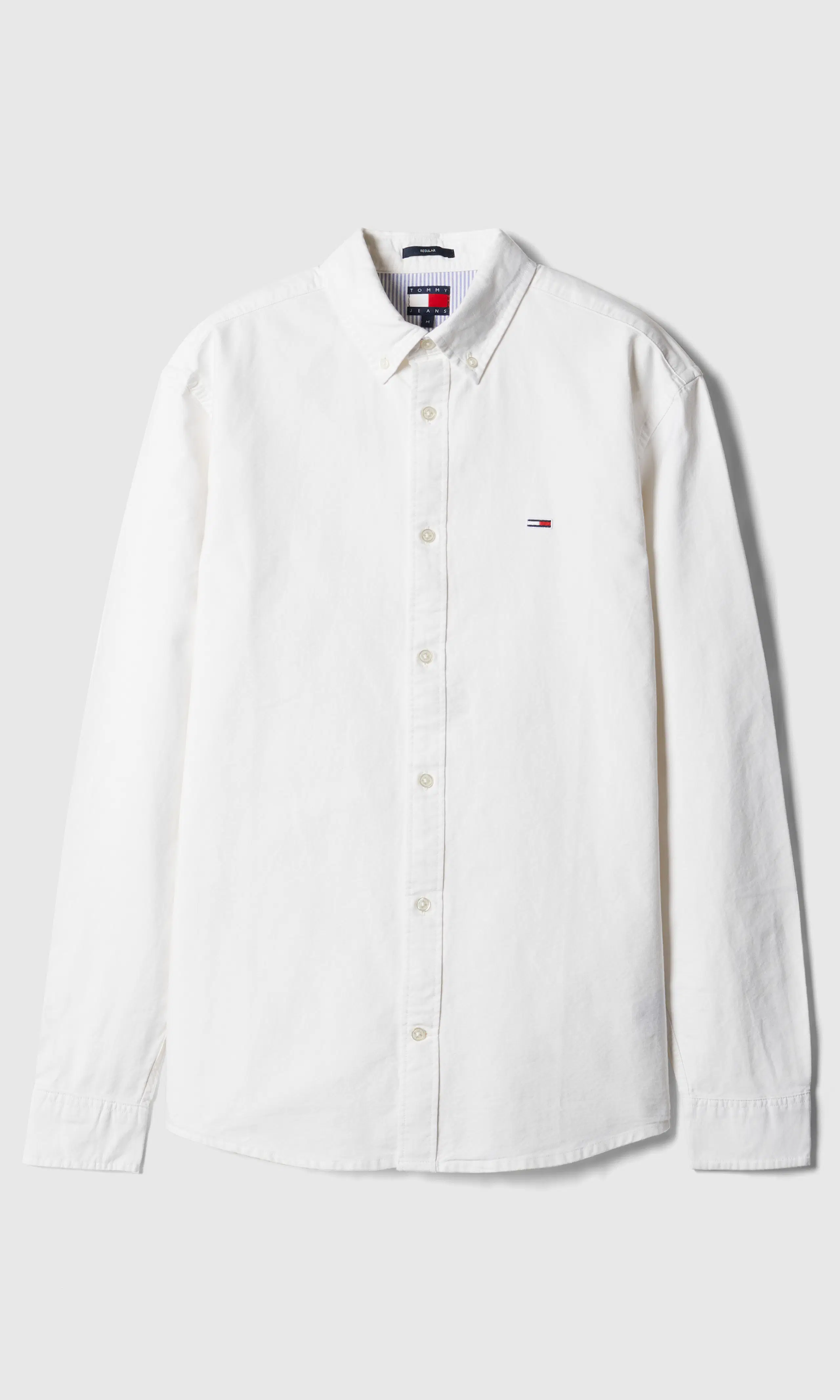 Regular Oxford Skjorta. Front. Flat.