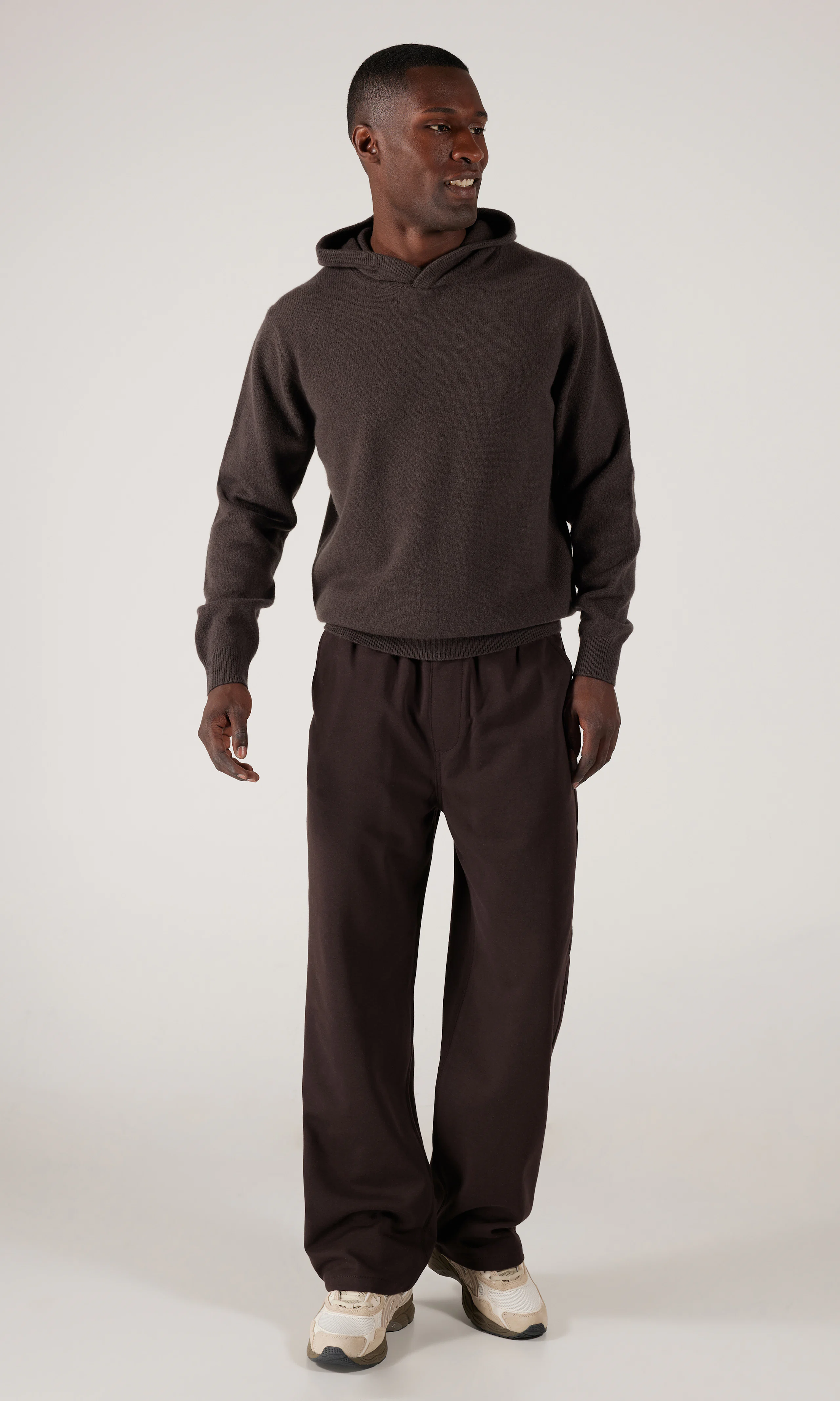 Merino Hoodie. Front 1. Model.