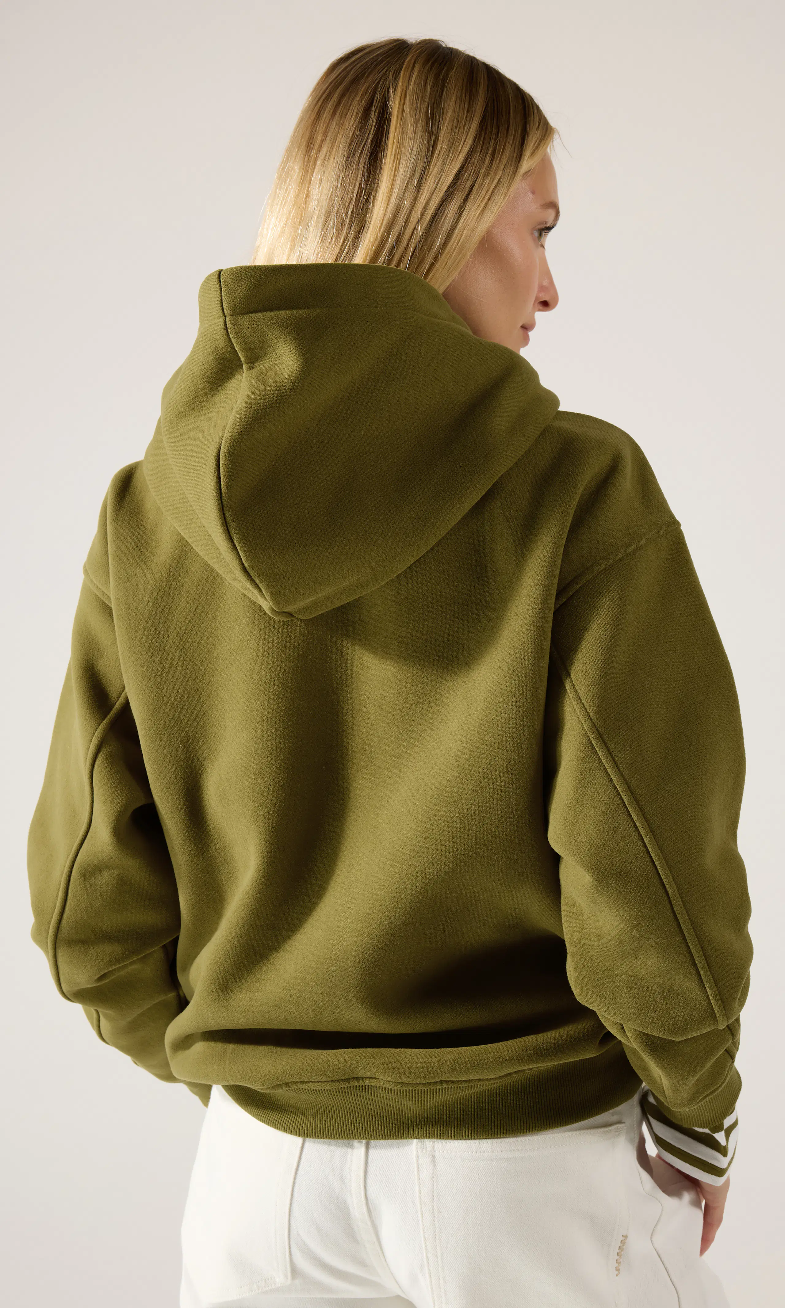 Logan Huppari. Back. Model.