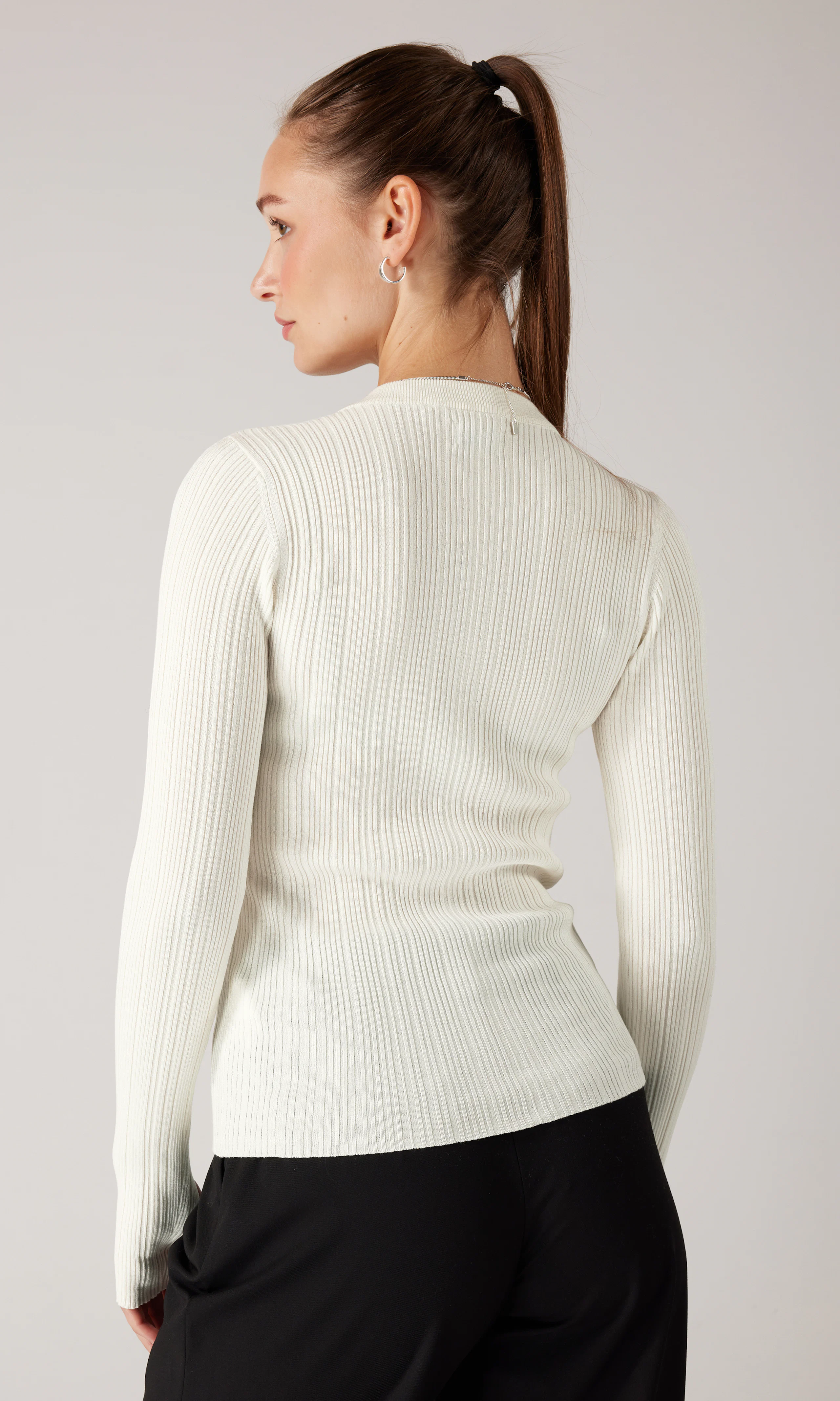 Kate Cardigan. Back. Model.