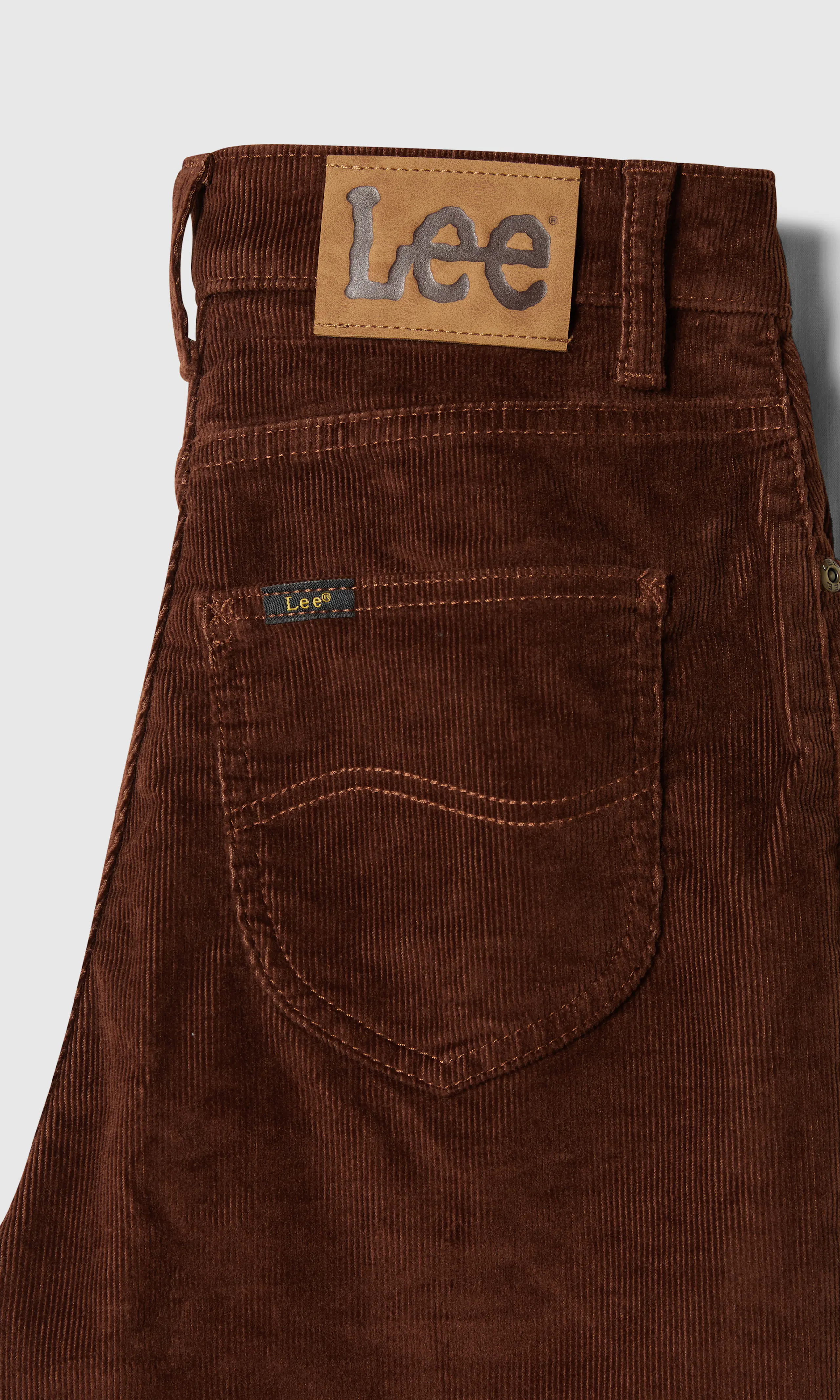 Zipped Bootcut Brun Jeans. Detail 1. Flat.