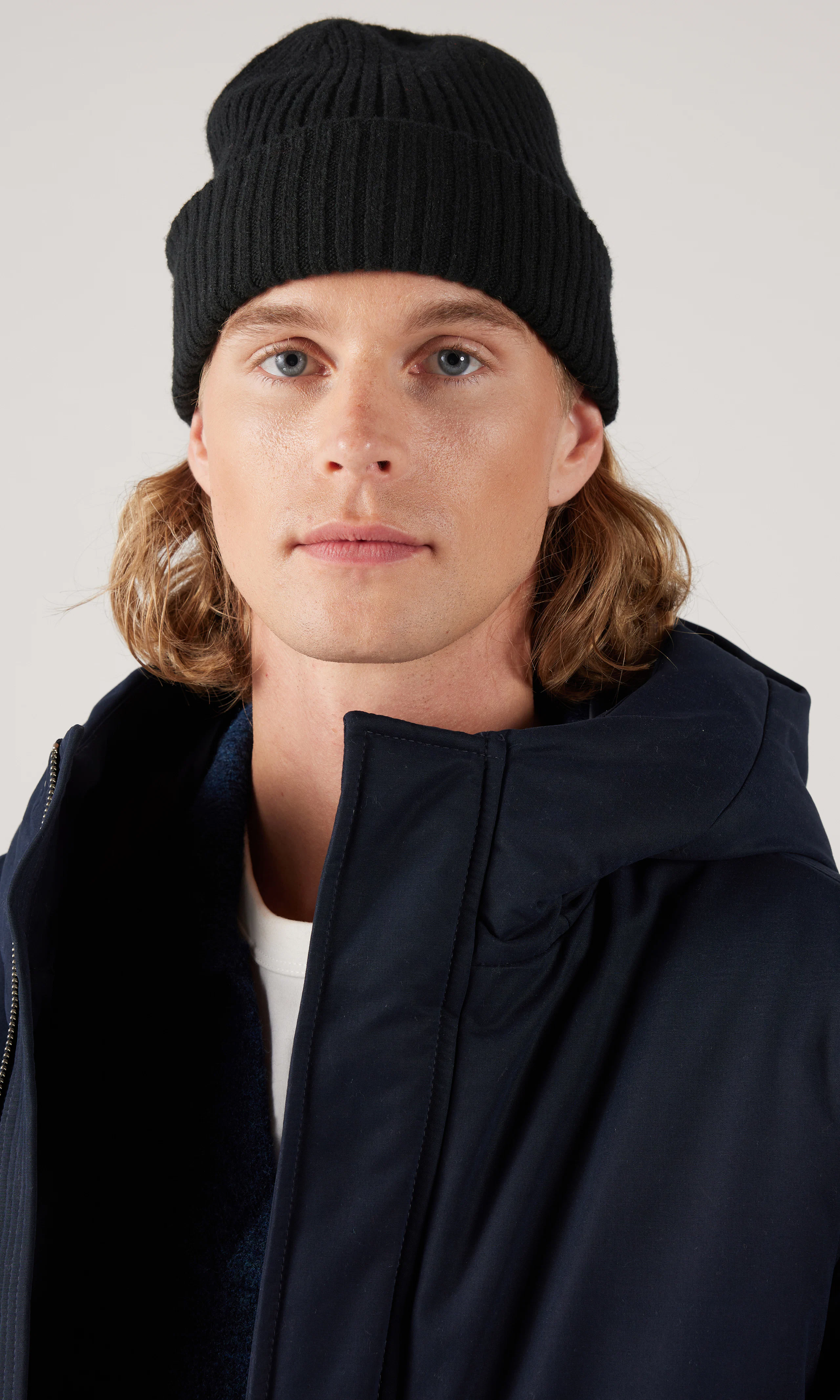 Merino Pipo. Front. Model.