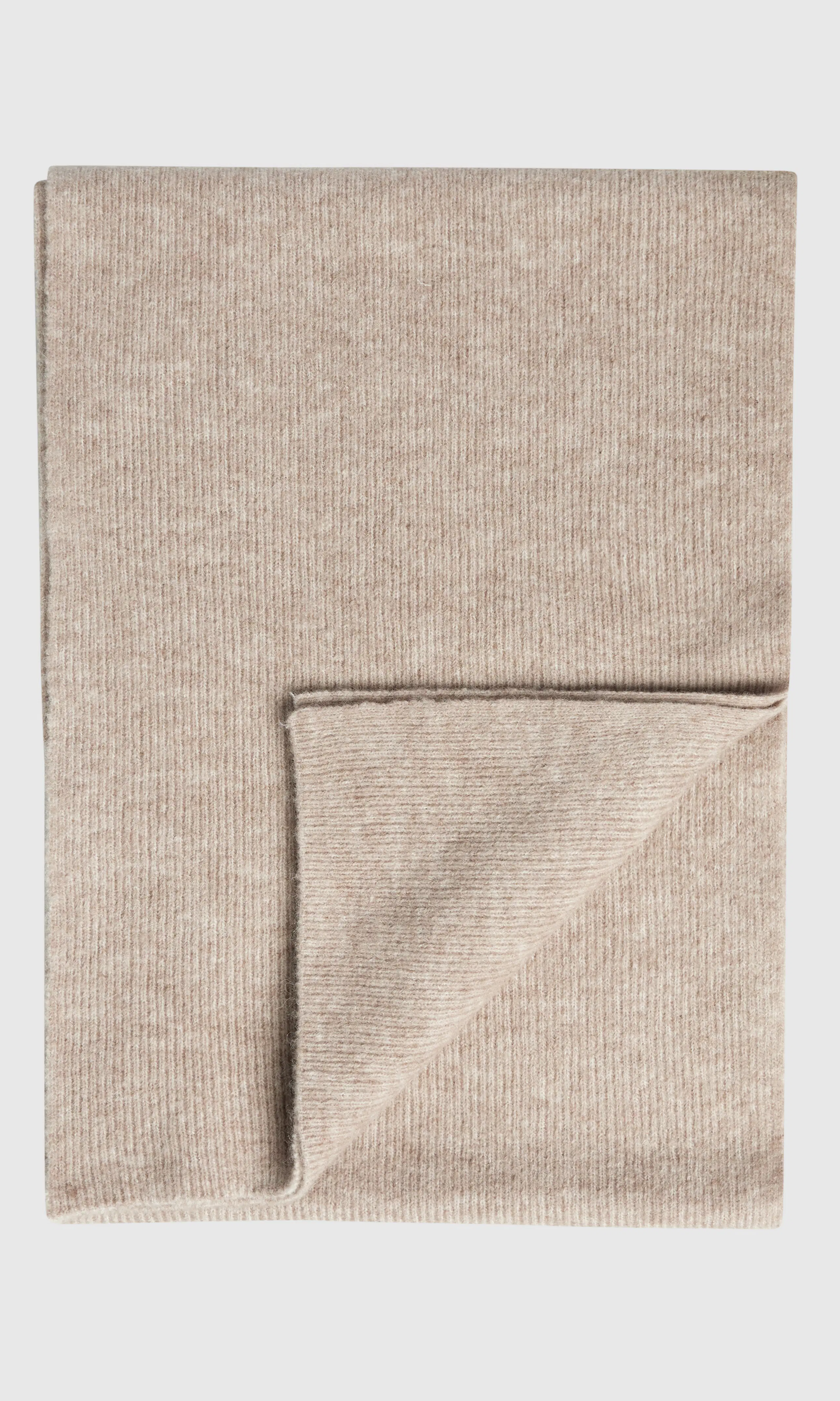 Belle Scarf. Front 1. Flat.