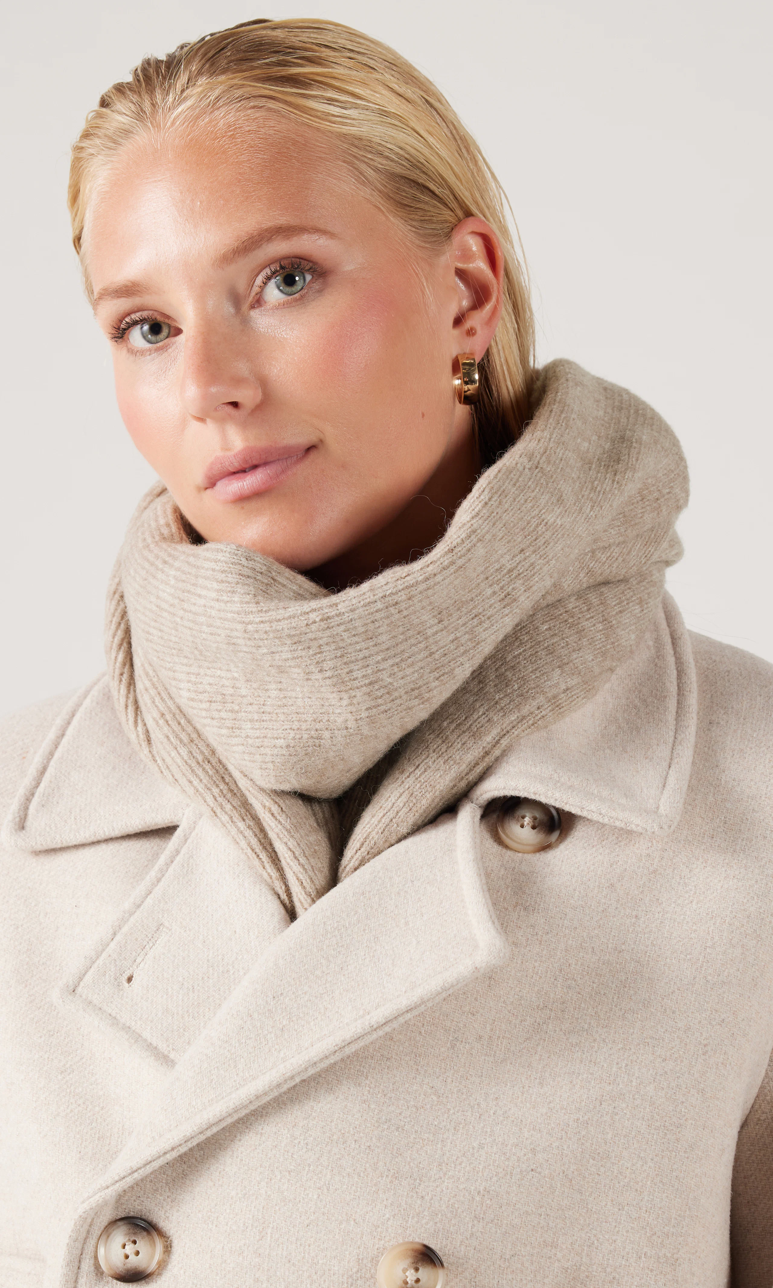Belle Scarf. Front. Model.