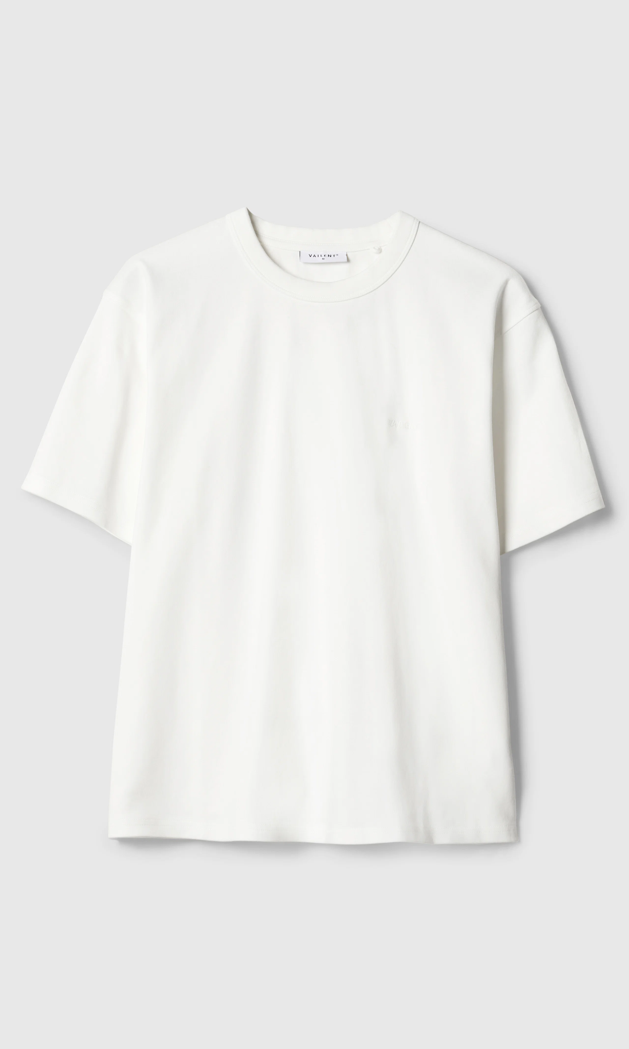 Box T-Paita. Front. Flat.
