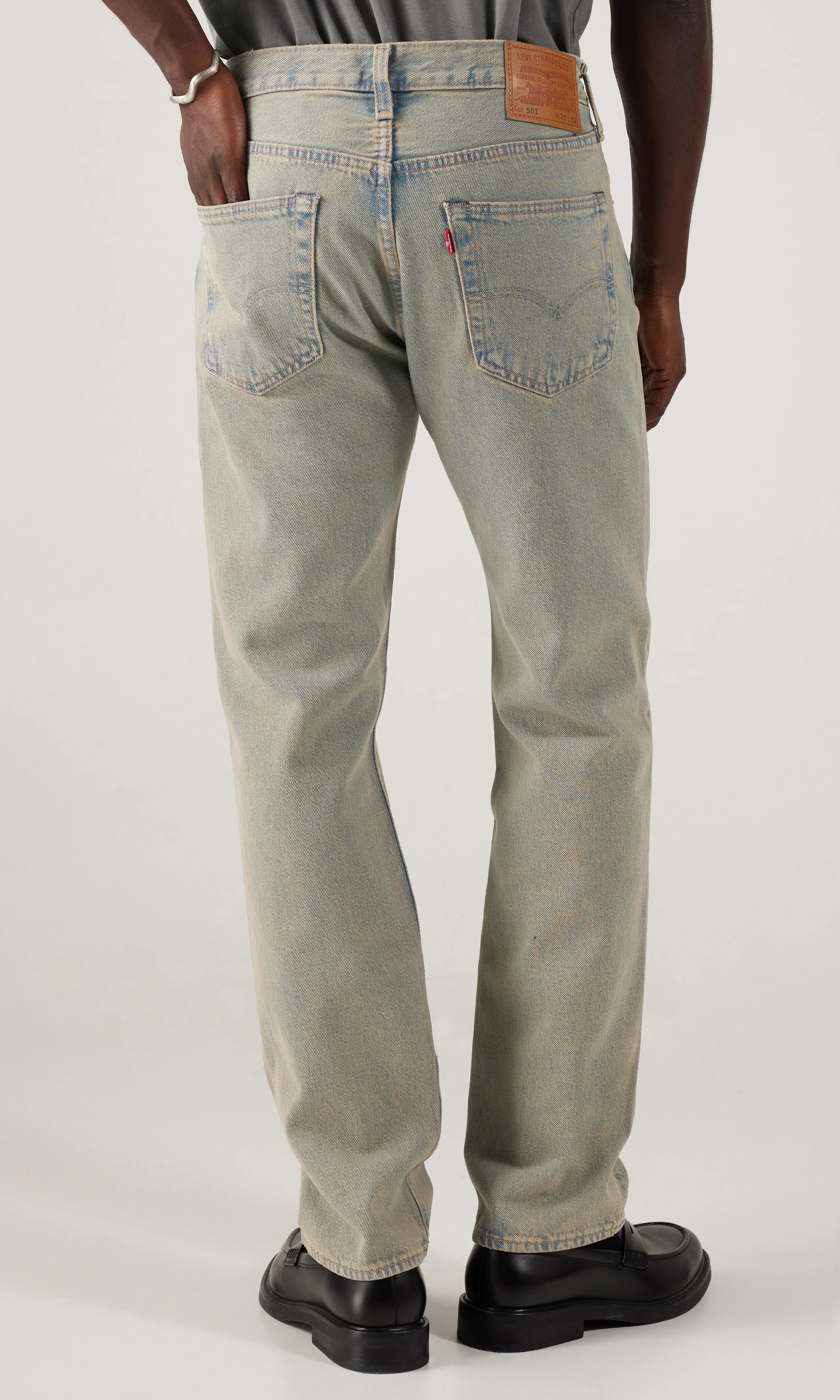 501® Original Lys Blå Jeans. Back. Model.