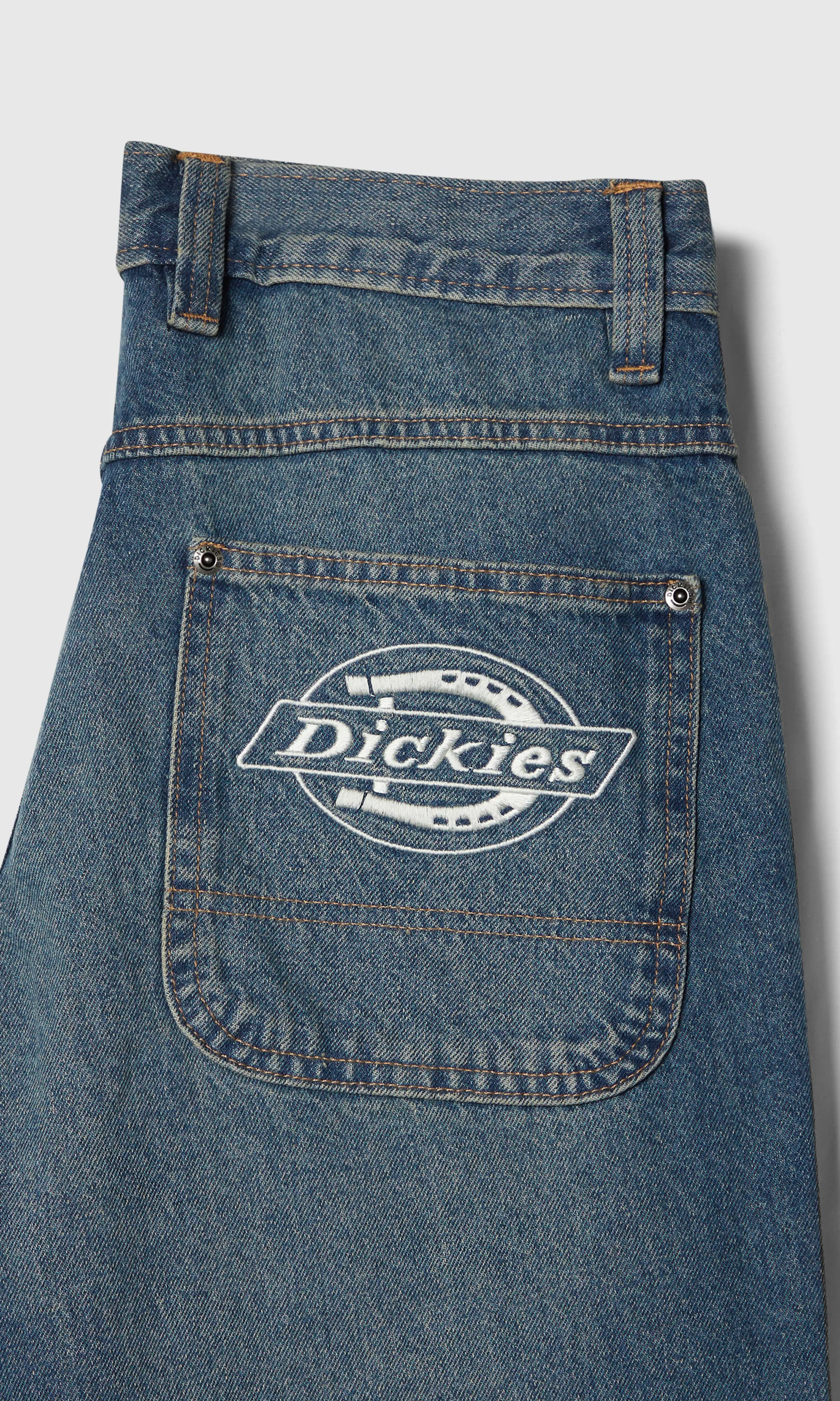 Hilham Denim Medium Blå Jeans. Detail 1. Flat.