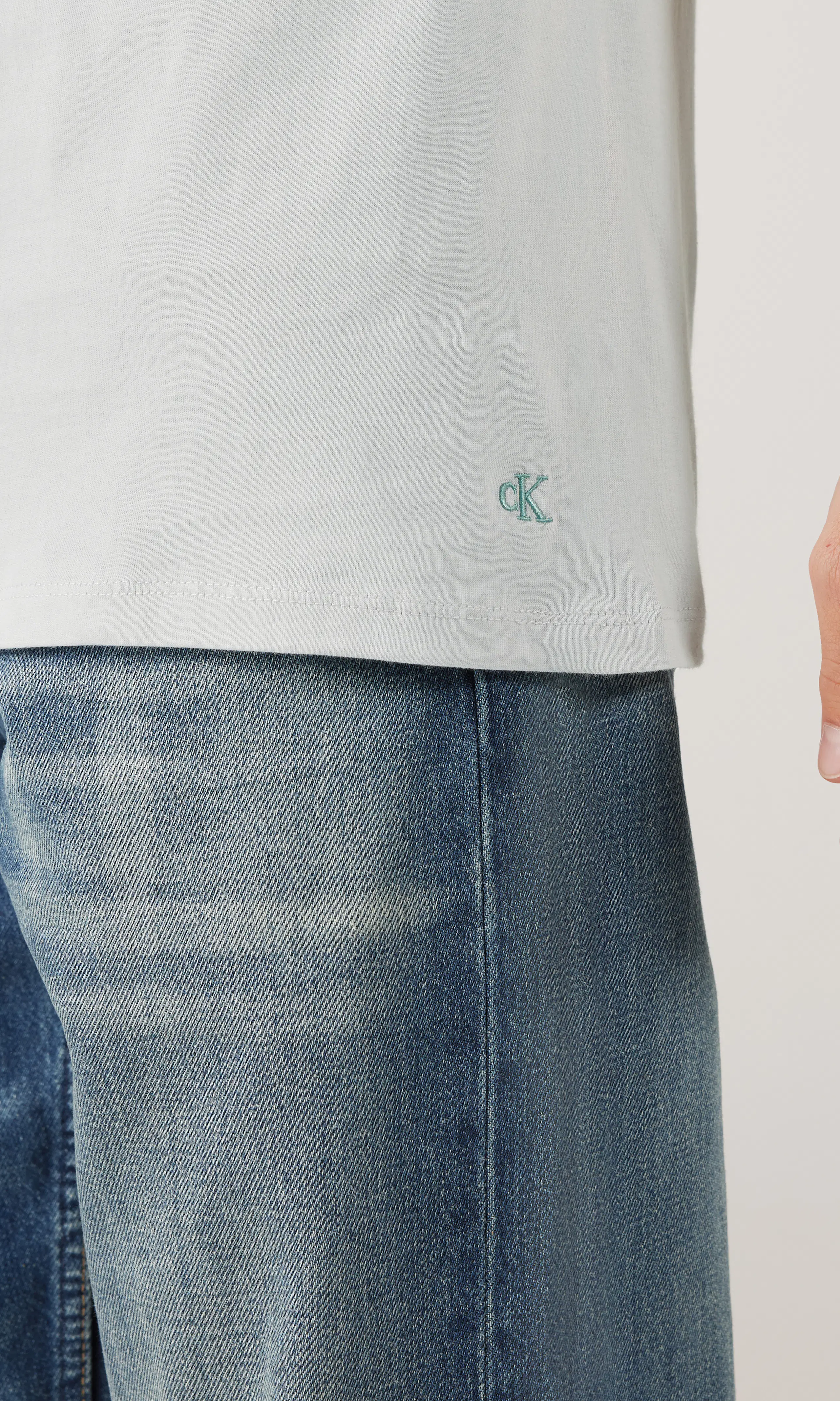 3-Pack Crewneck Multi T-Paita. Detail 1. Model.
