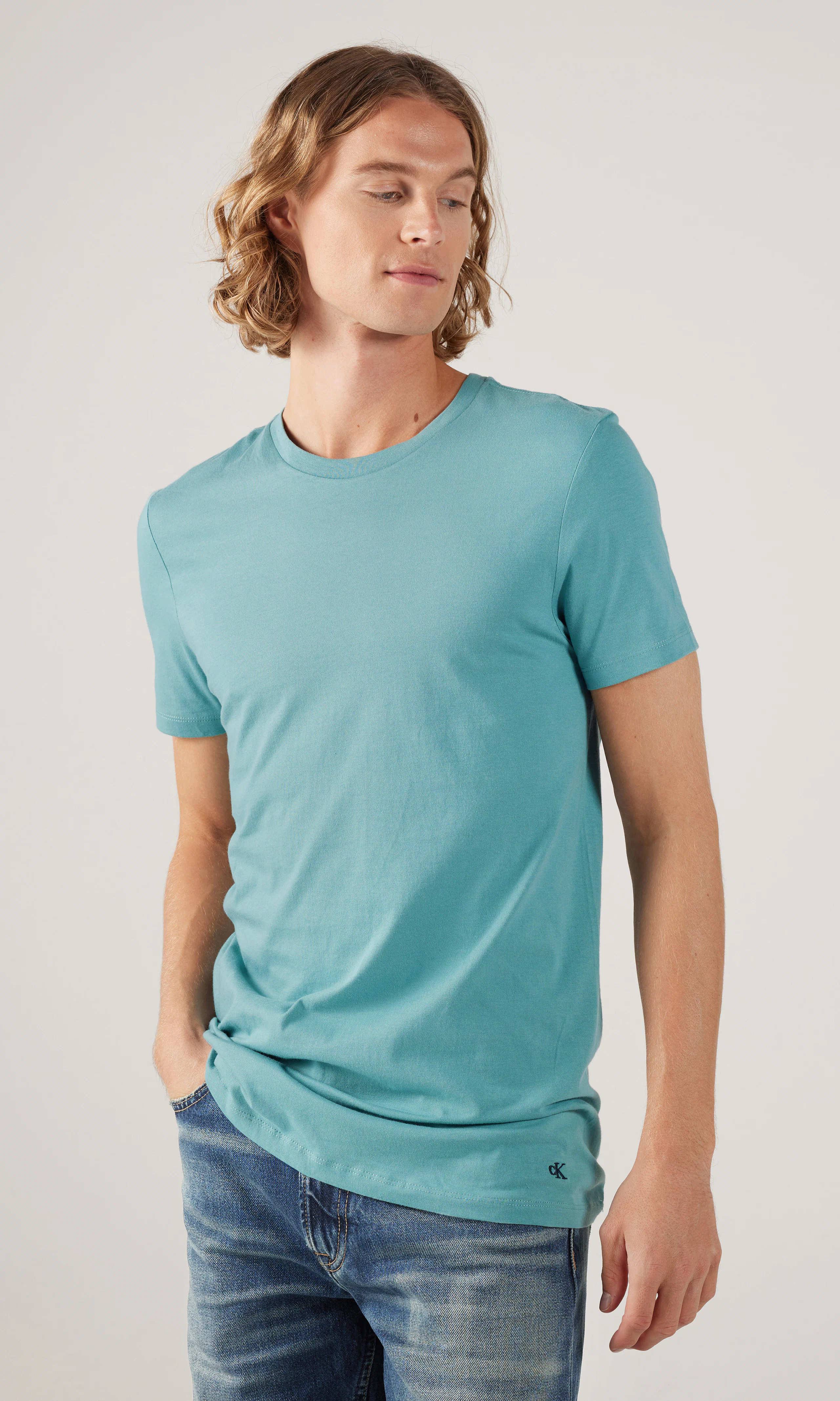 3-Pack Crewneck Multi T-Paita. Front 1. Model.