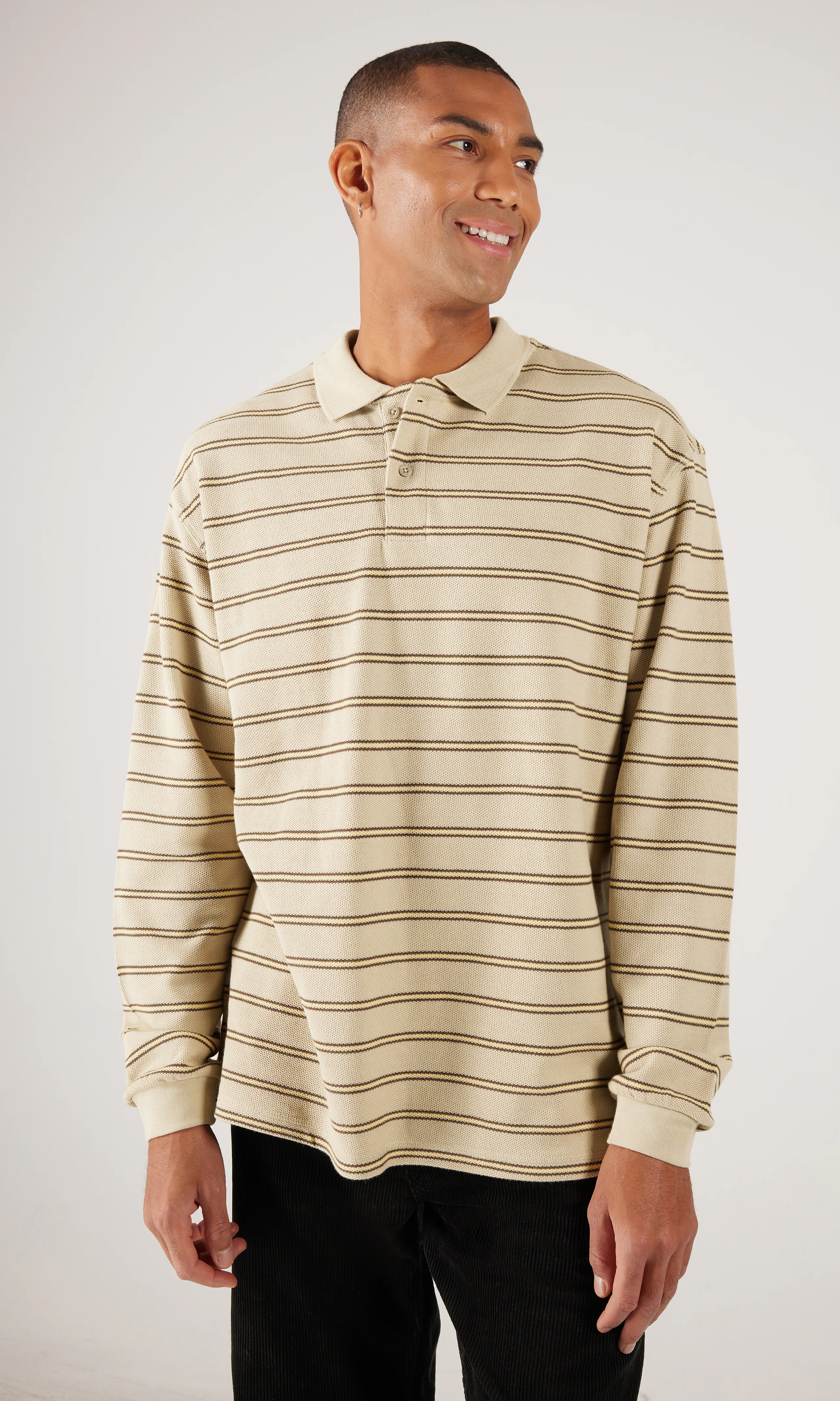 Reno Polo Raidallinen Pitkähihainen. Front. Model.