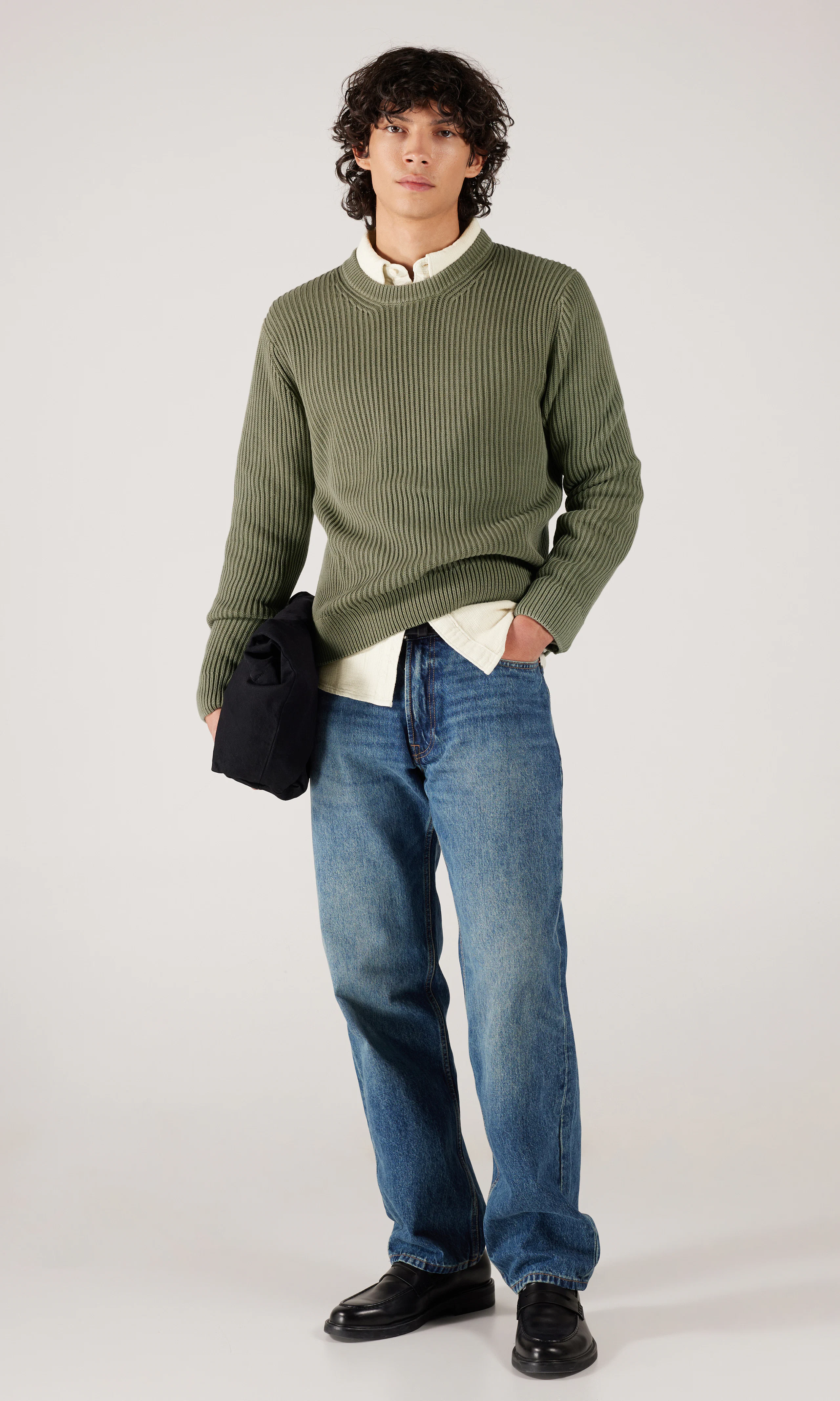 Spring Neule. Front 1. Model.