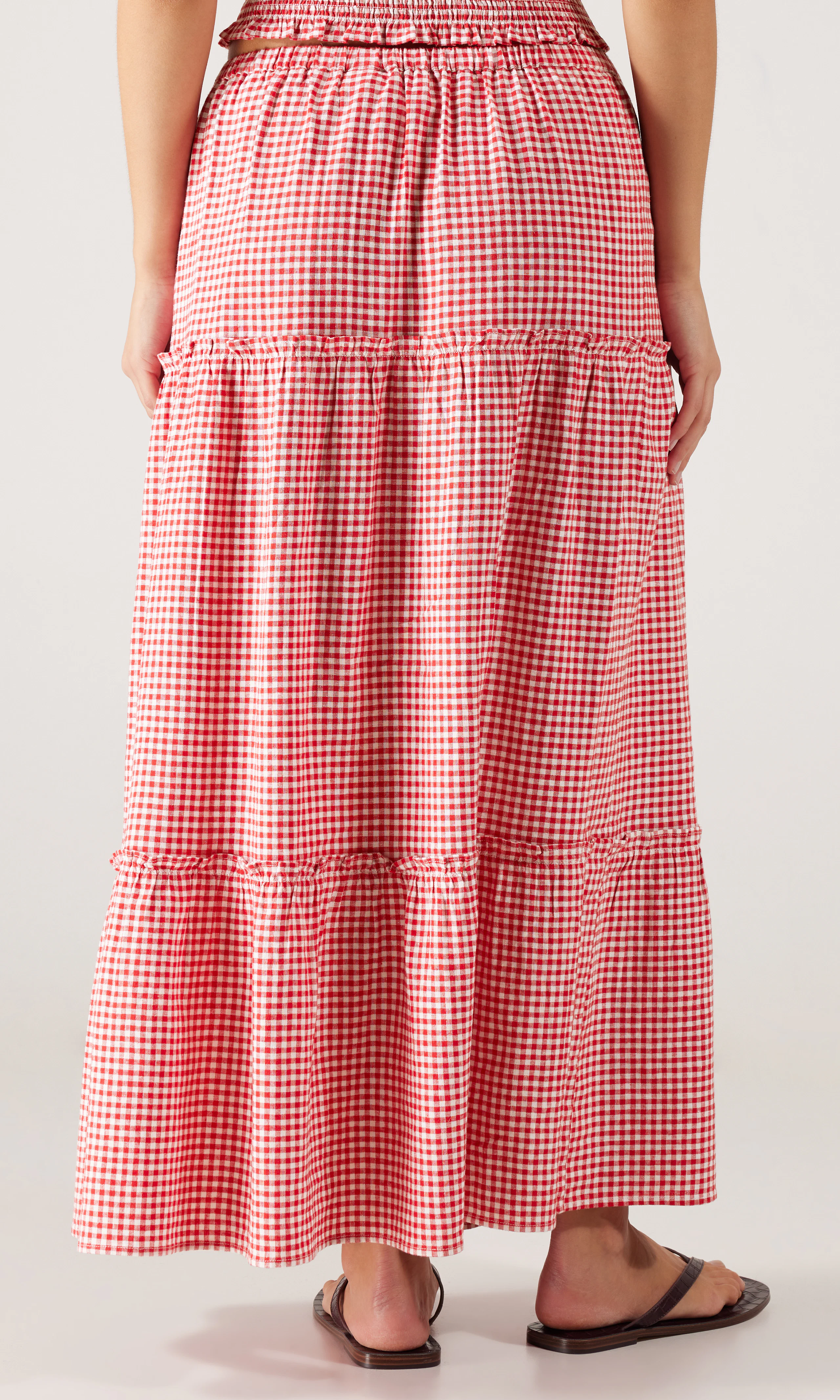 Brenda Gingham Rutig Linnekjol. Back. Model.