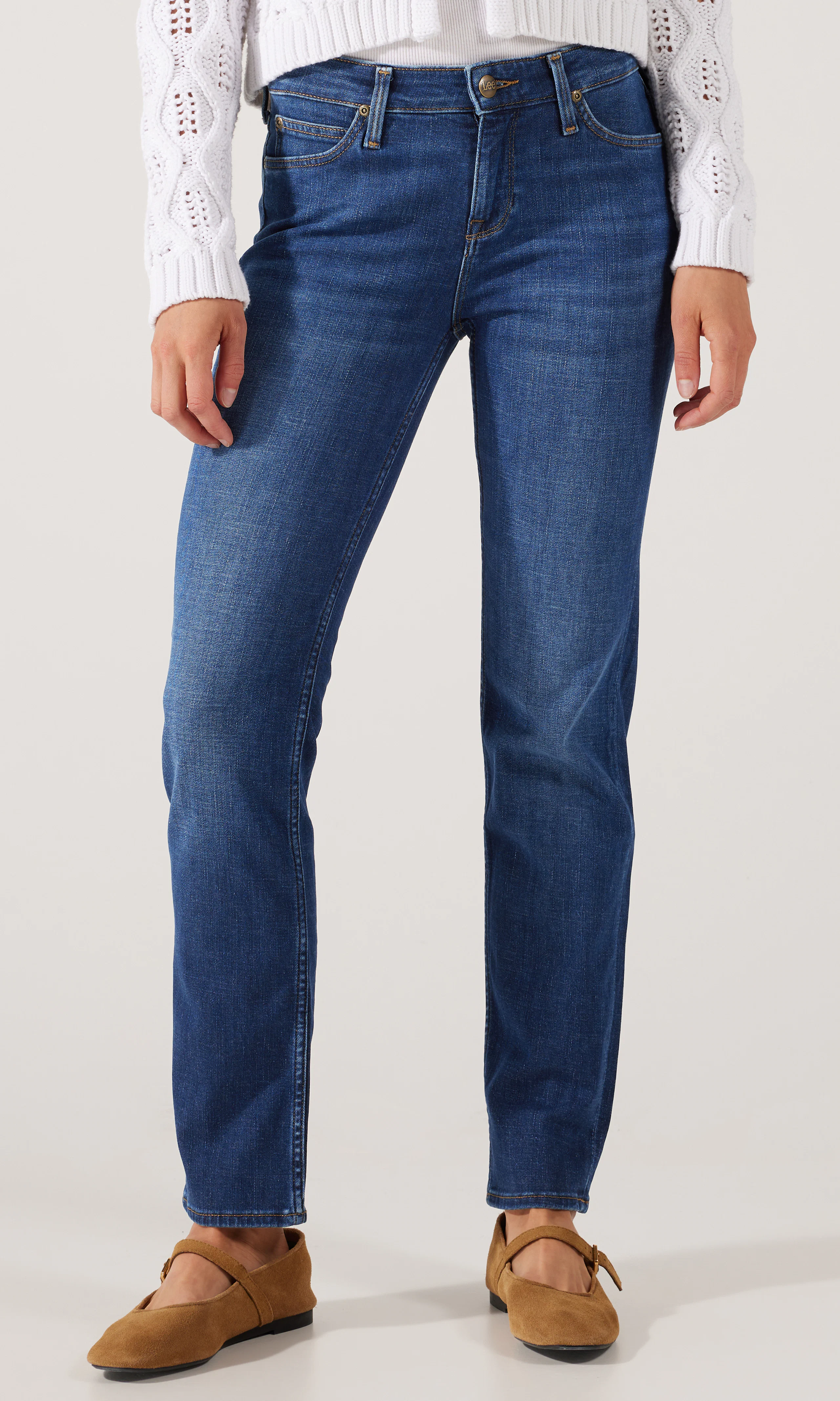 Marion Straight Mørk Blå Jeans. Front. Model.