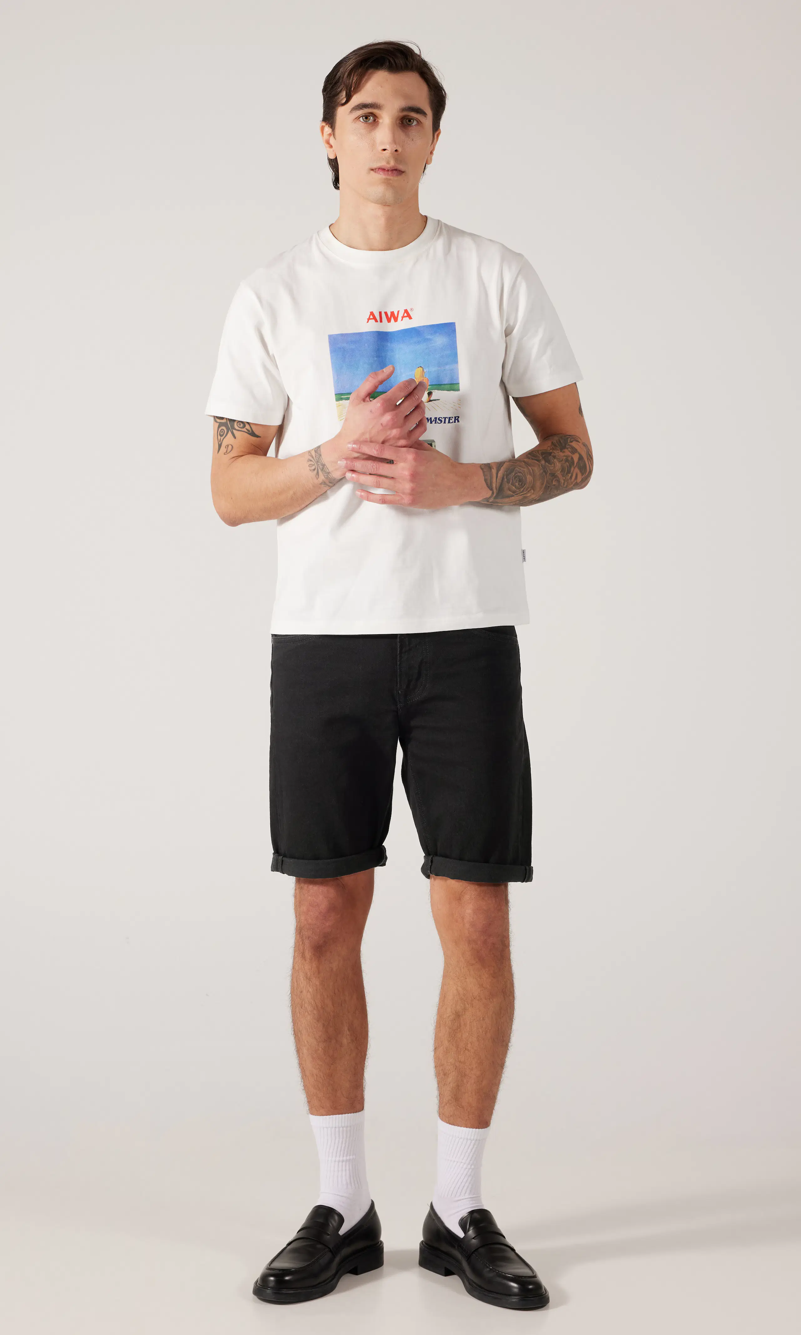 5 Pocket Svarta Shorts. Front 1. Model.