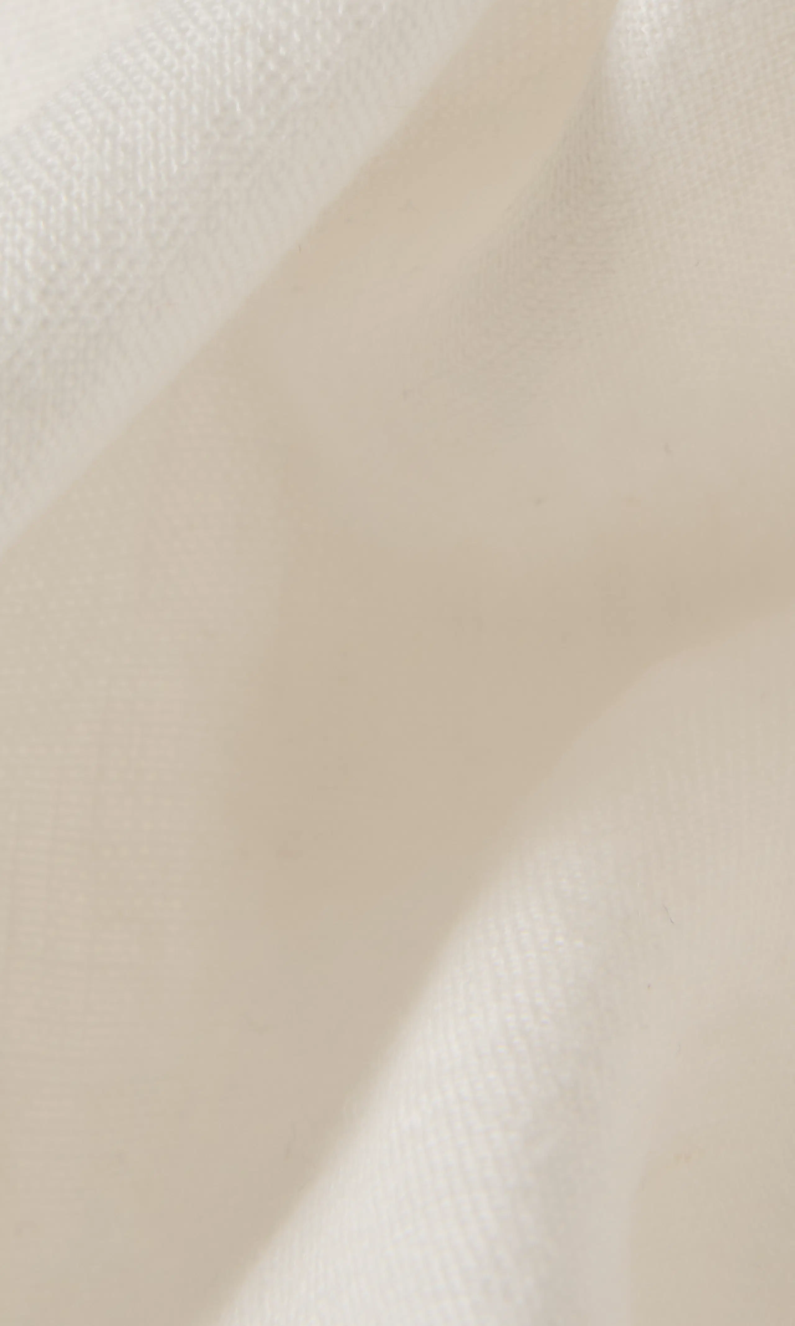 Exaggerated Western Lightweight Vit Skjorta. Detail 2. Flat.