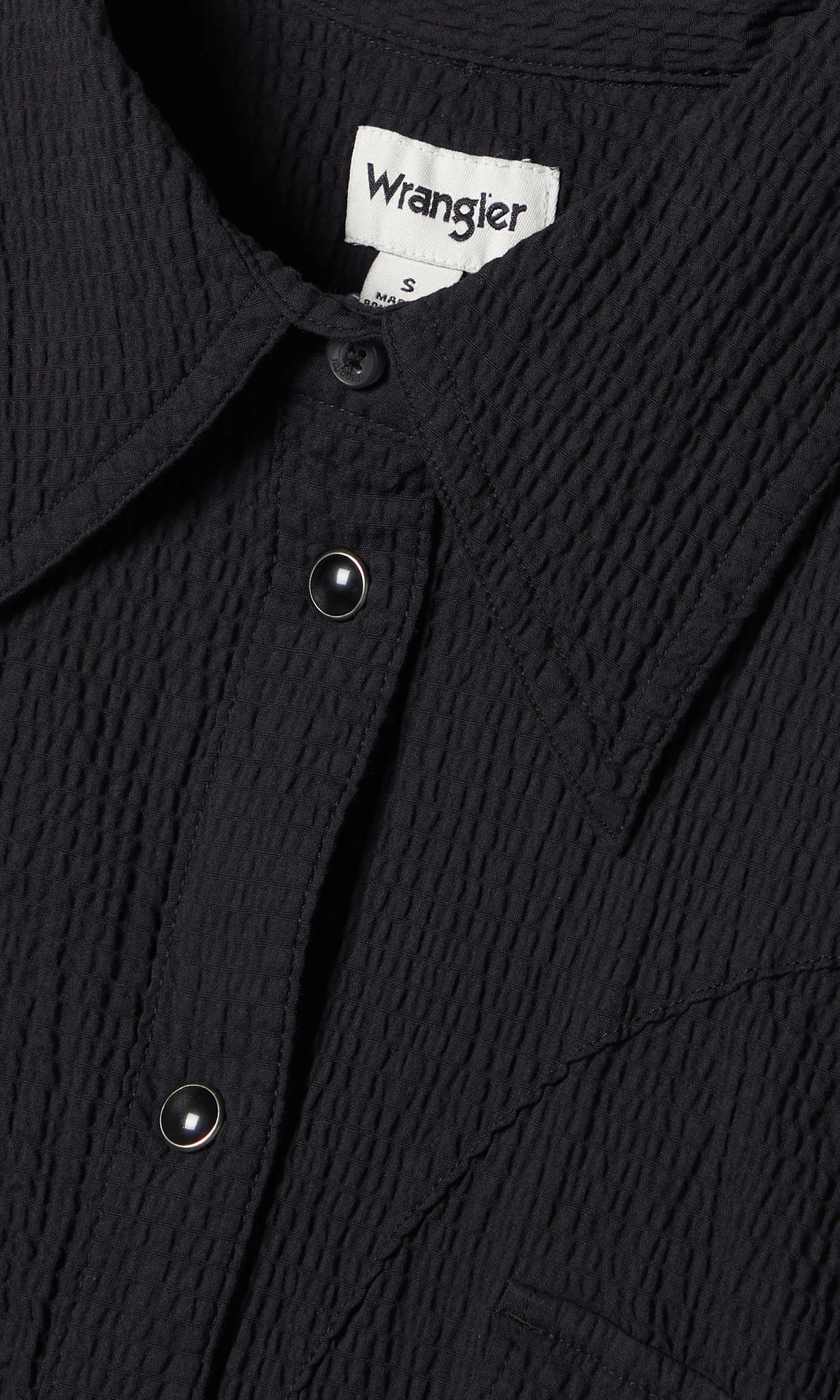 Slim Stylized Western Svart Skjorte. Detail 1. Flat.