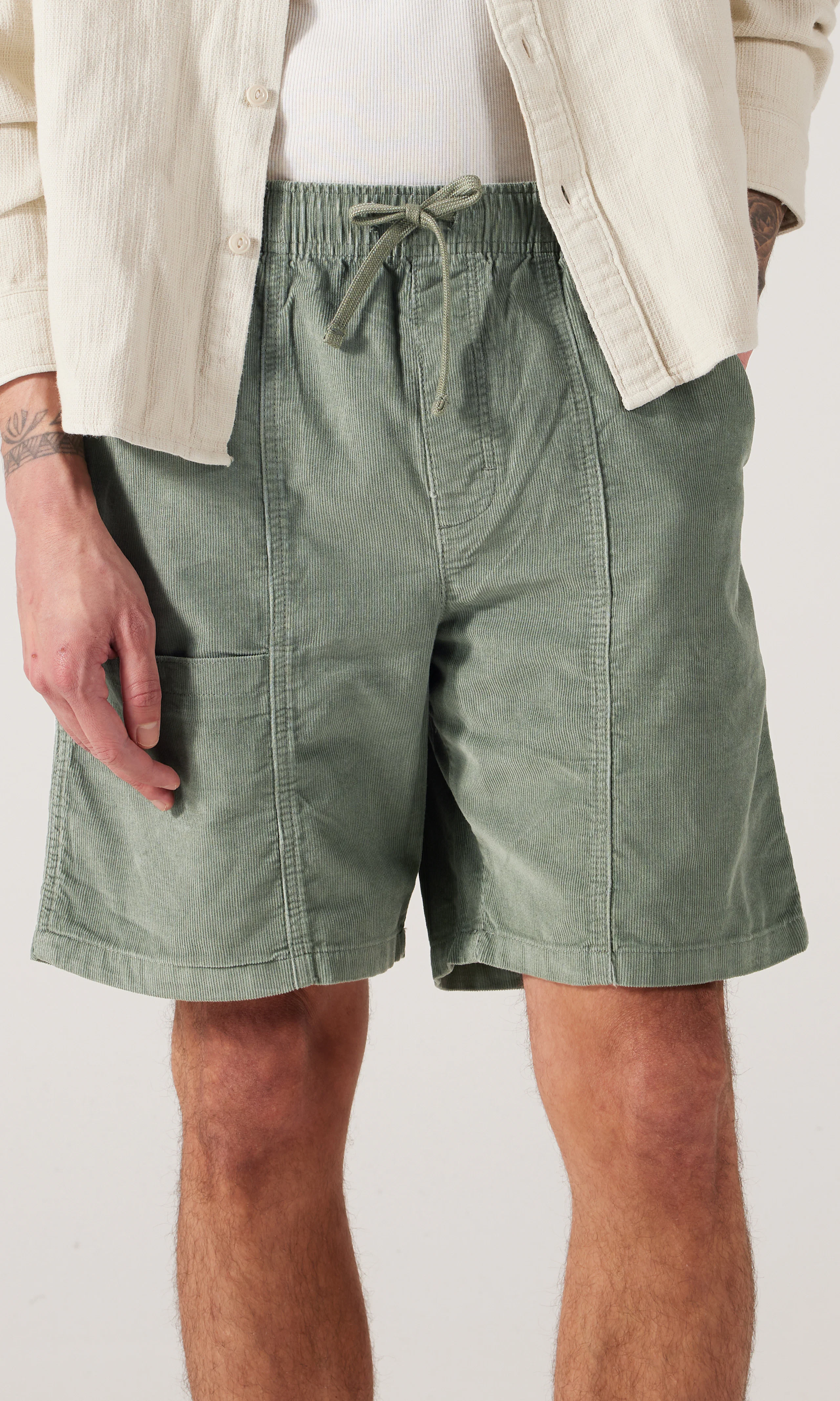 Vinla Shorts. Front. Model.