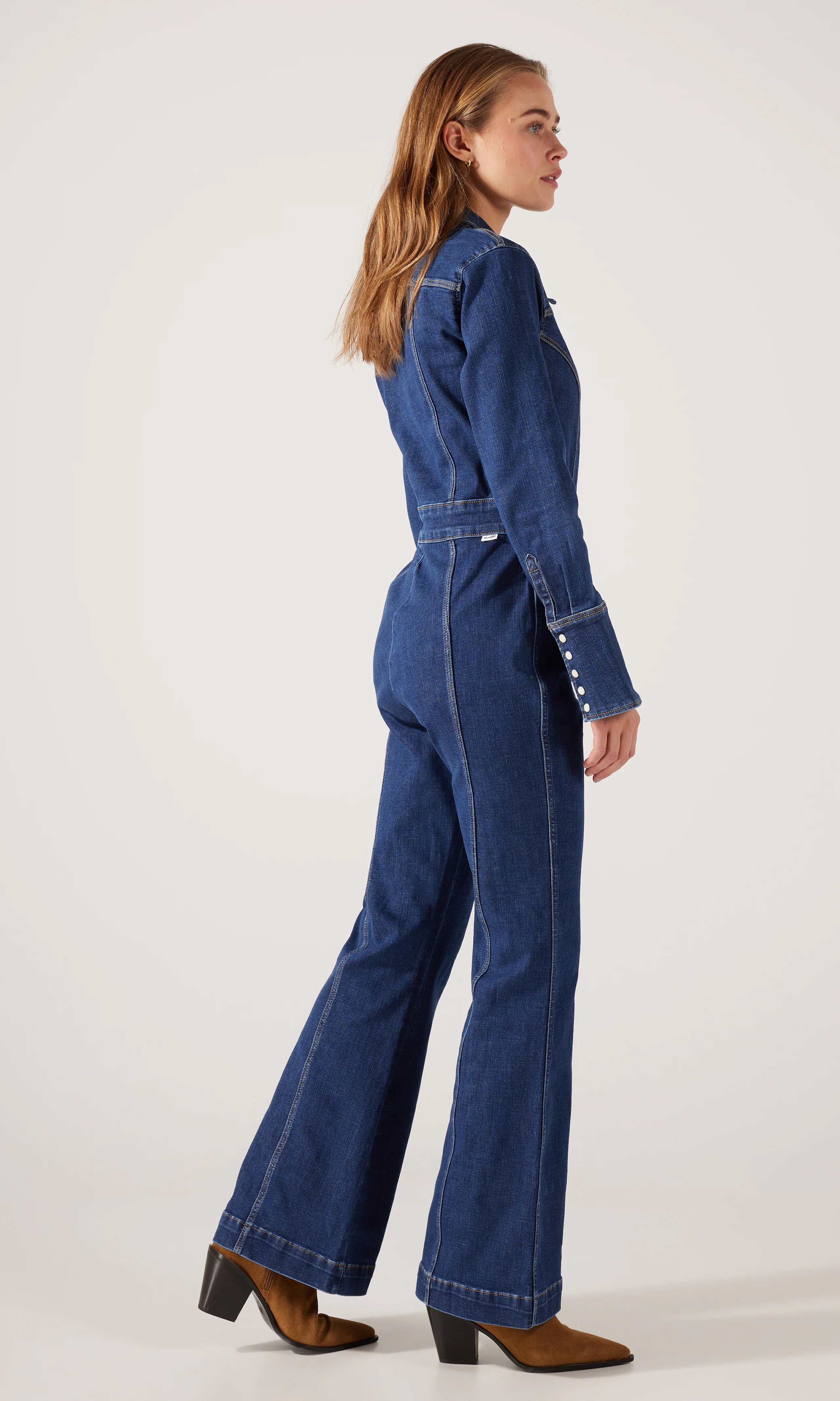 Retro Catsuit Mörkblå Jumpsuit. Front 2. Model.