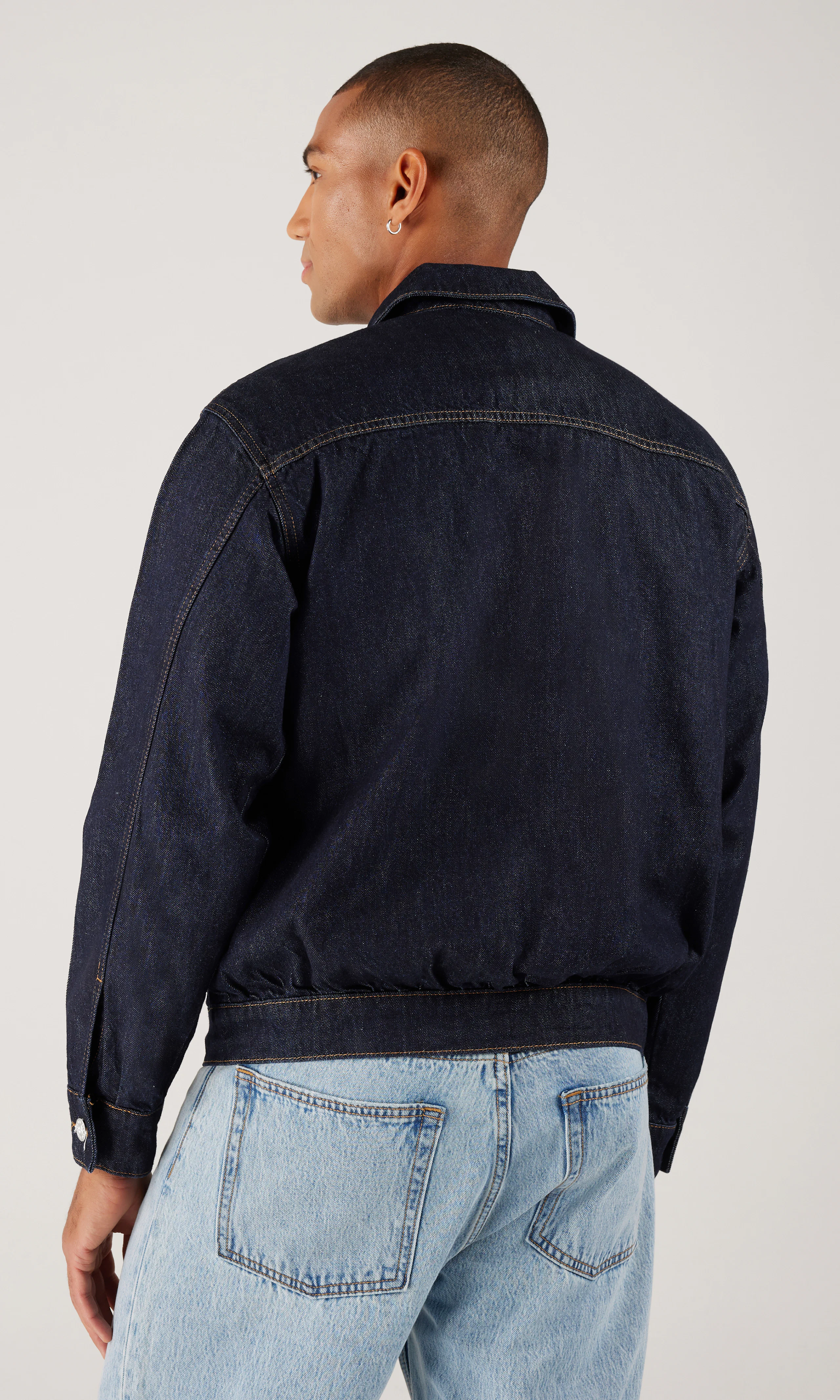 Rinse Tony Mörkblå Denim Jacka. Back. Model.