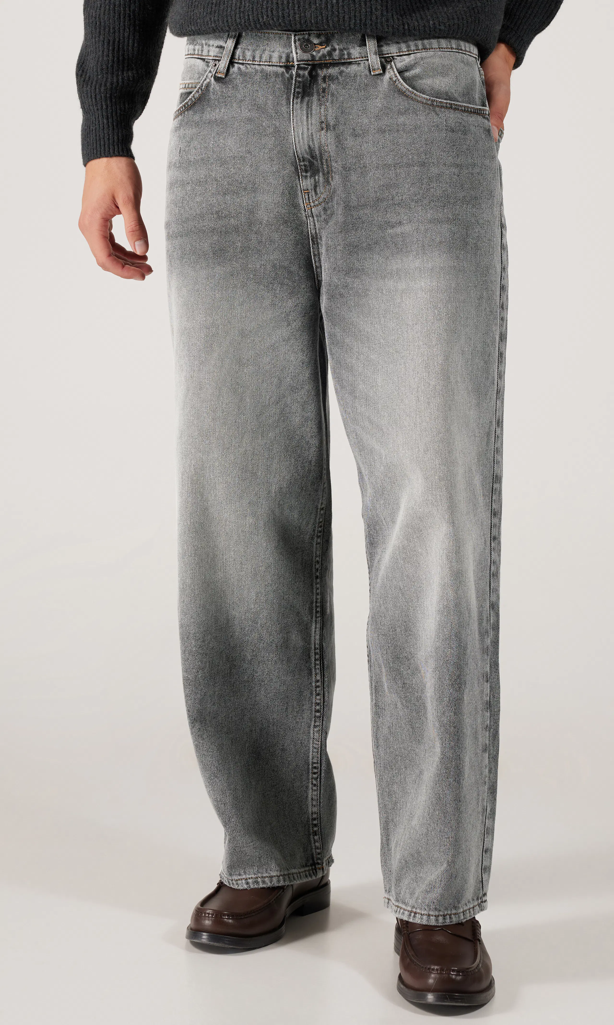 Jack Grå Jeans. Front. Model.