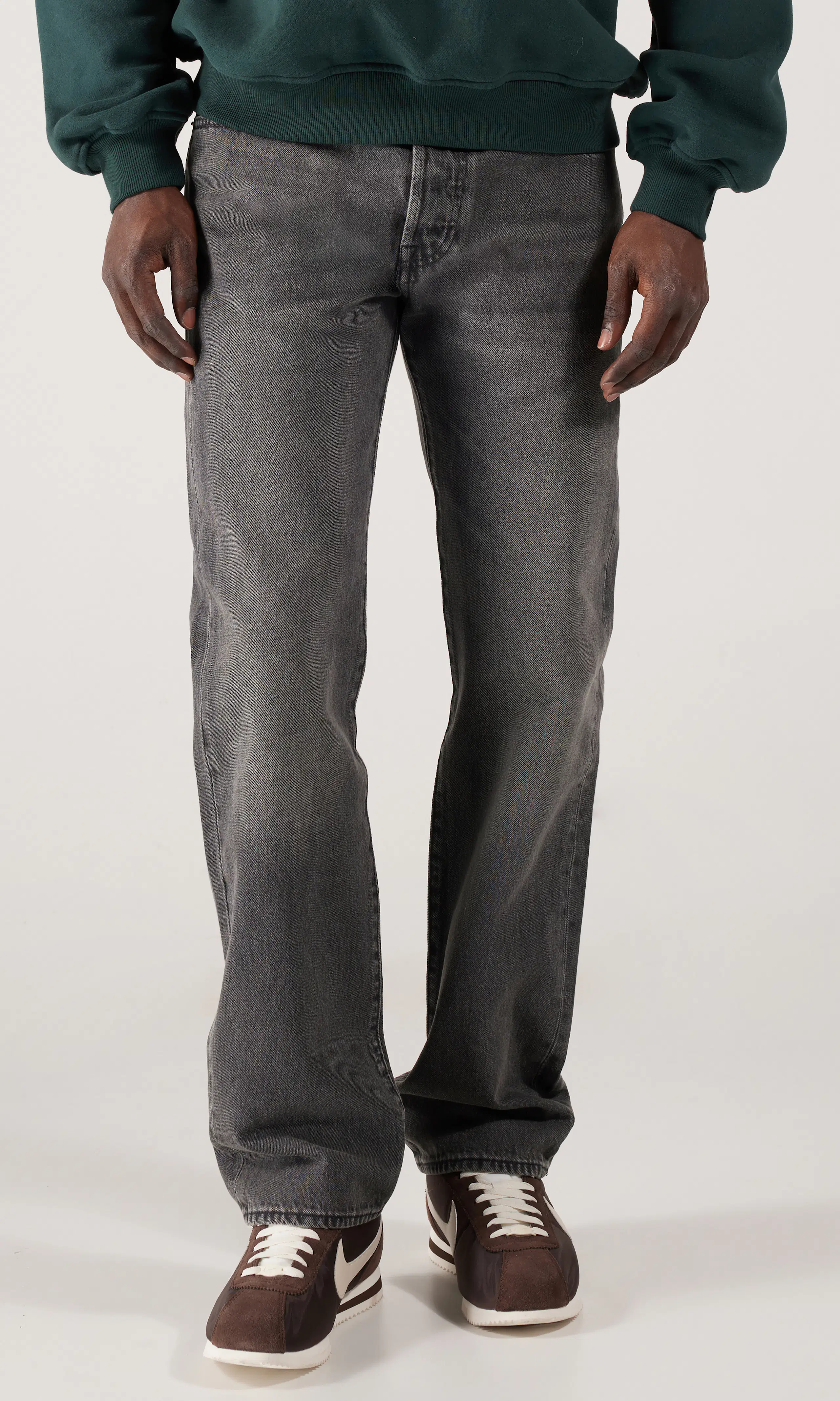 501® Original Grå Jeans. Front. Model.