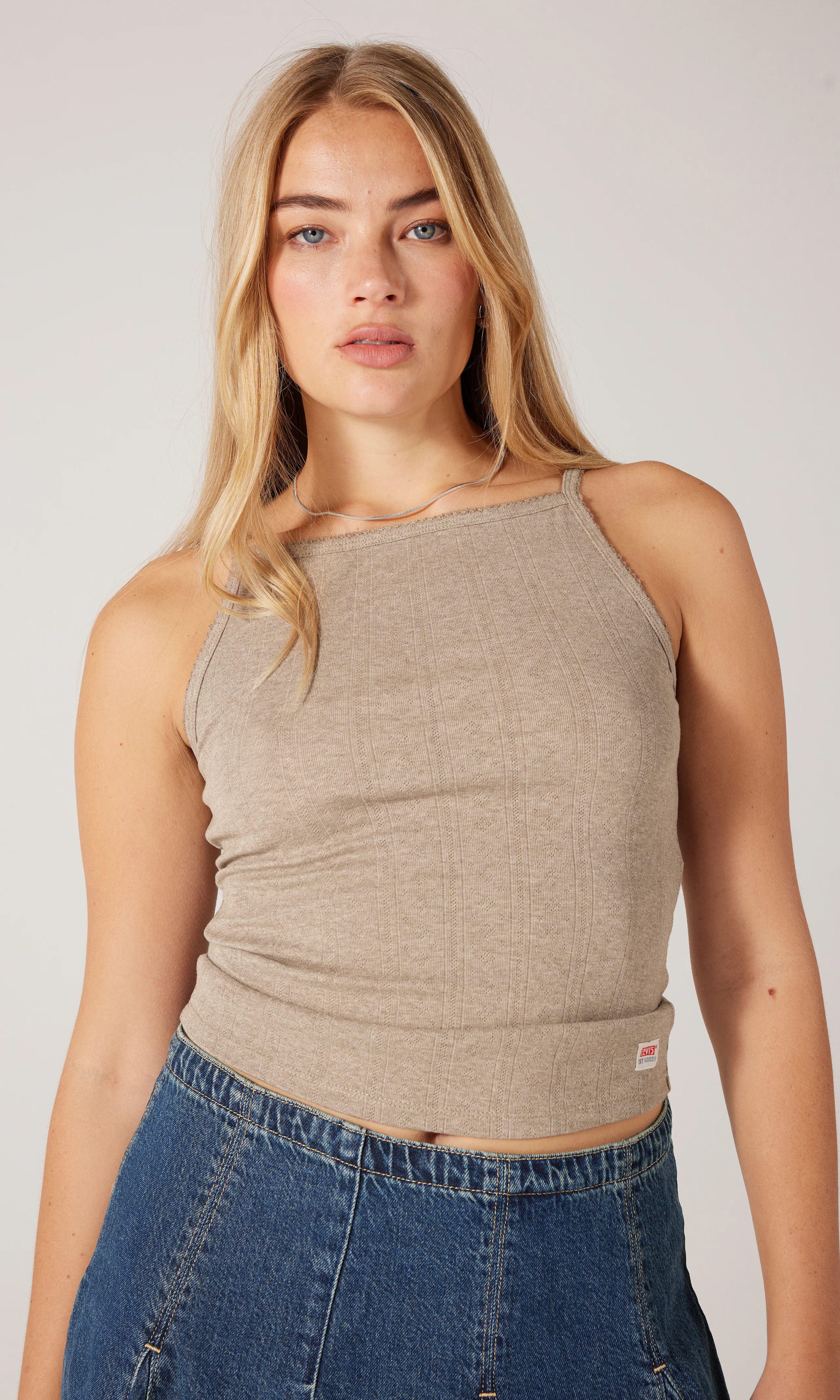 Dry Goods Apron Tank Topp. Front. Model.