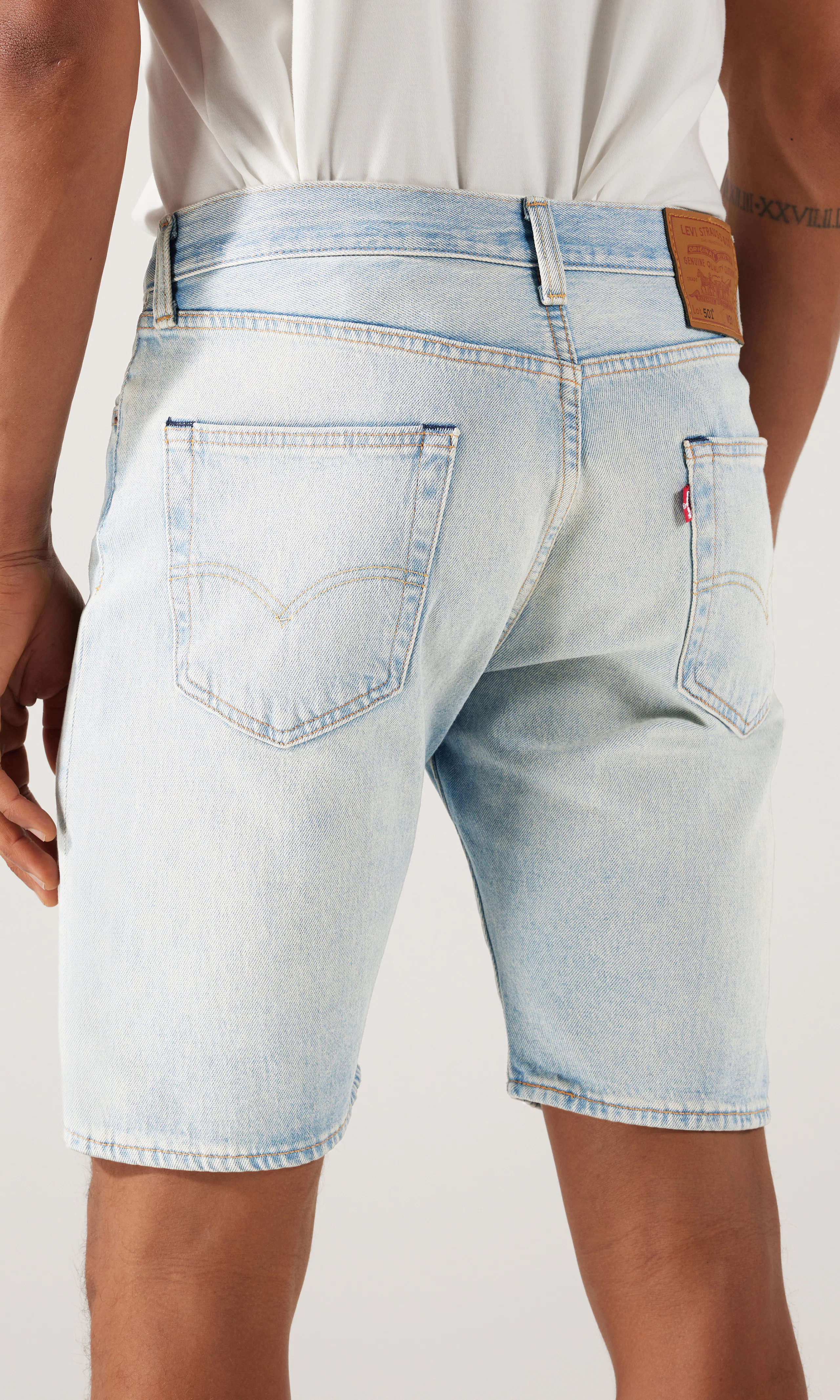 501® Original Lys Blå Shorts. Back. Model.