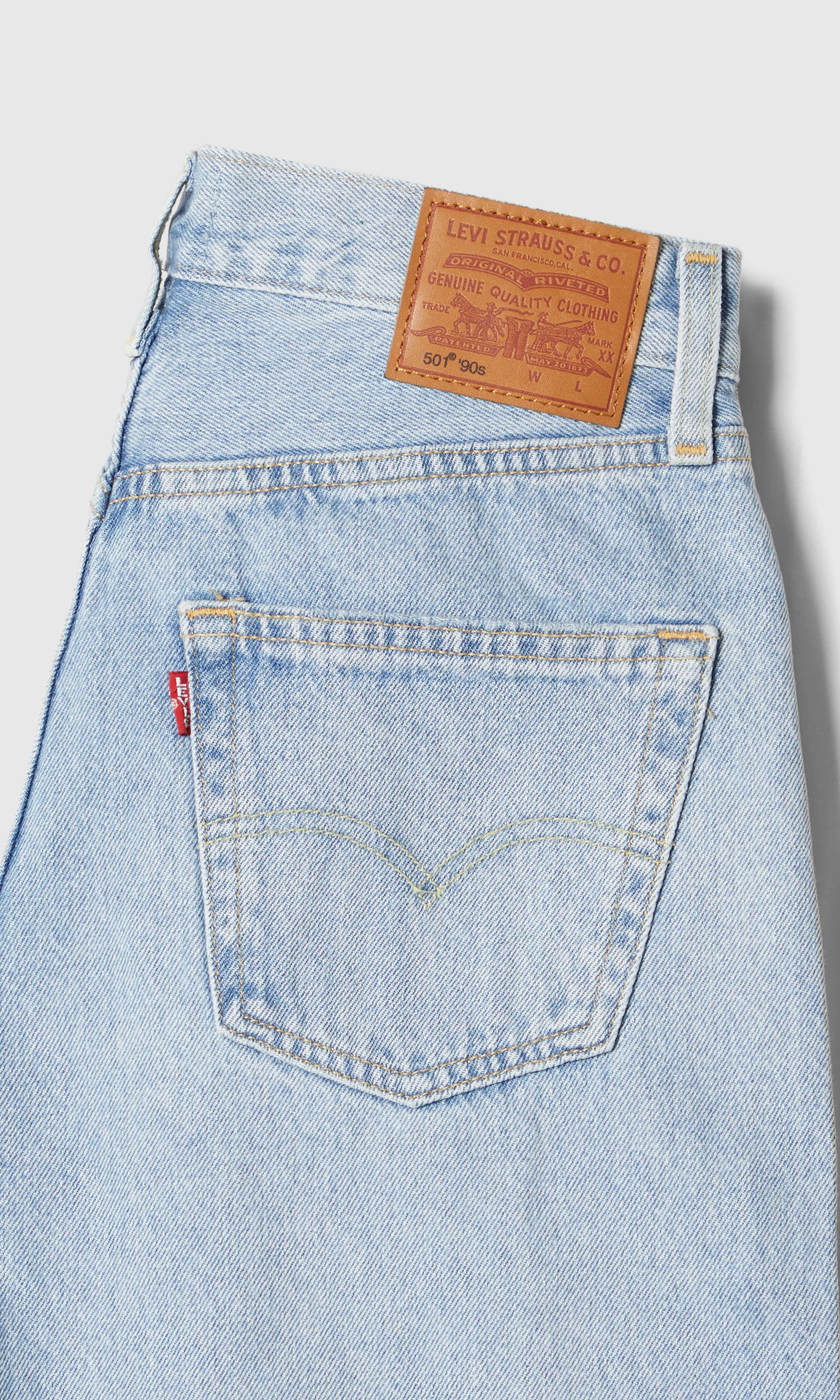 501® '90s Lys blå Jeans. Detail 1. Flat.
